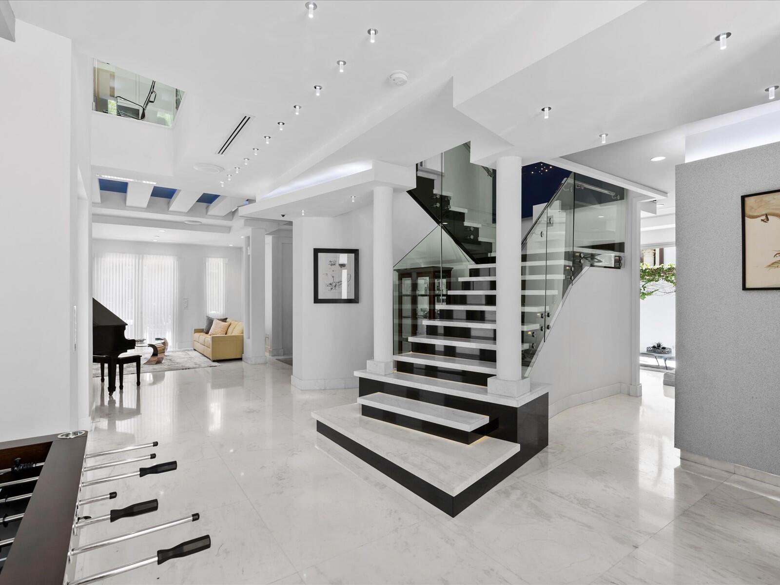 3917 S Le Jeune Road