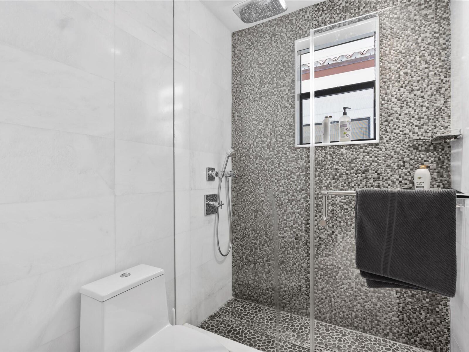 3917 S Le Jeune Road