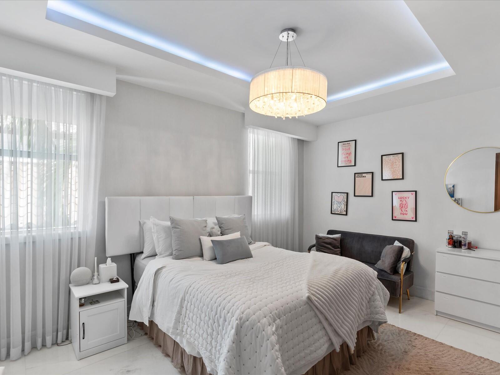 3917 S Le Jeune Road