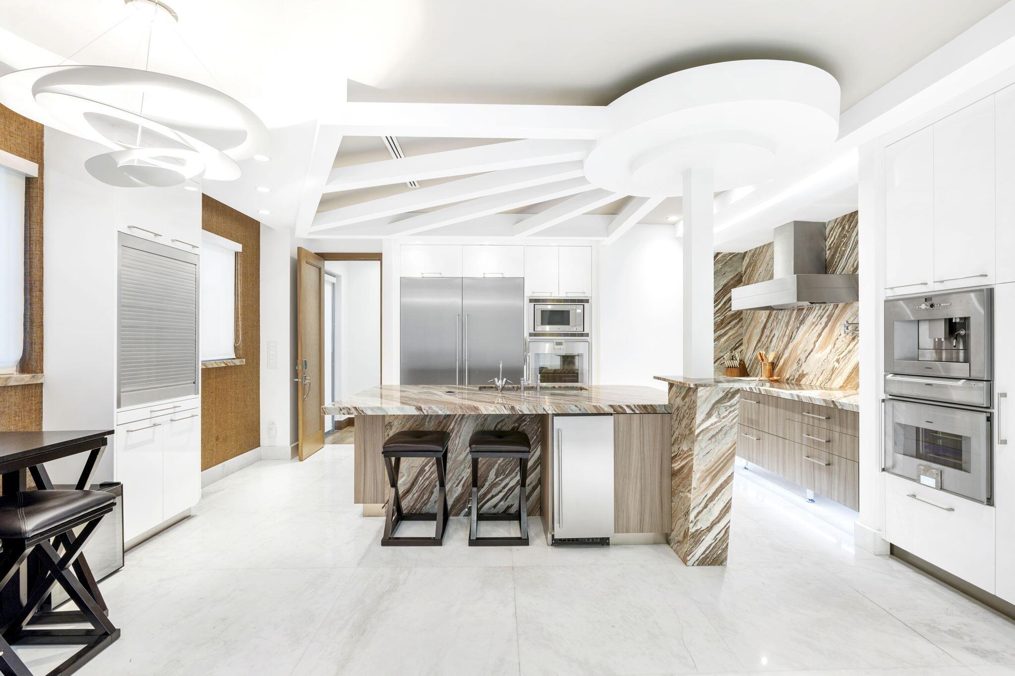 3917 S Le Jeune Road