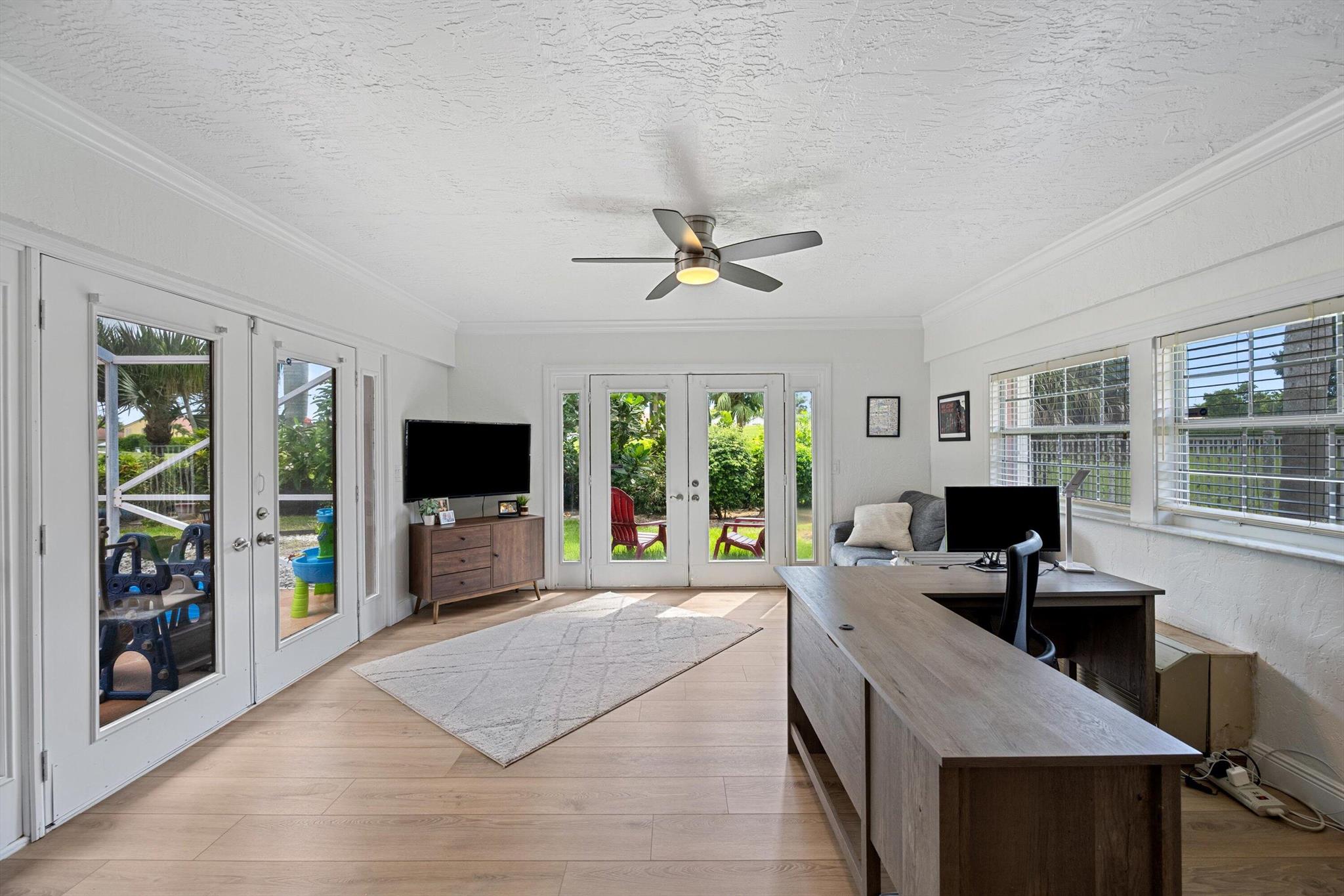 6572 Brookhurst Circle