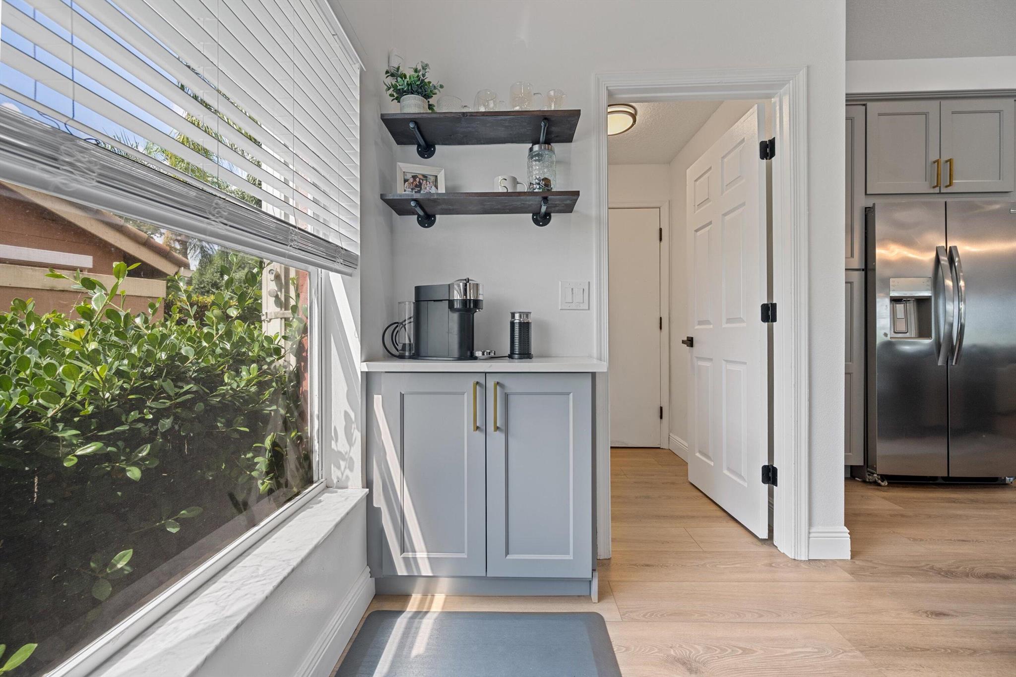 6572 Brookhurst Circle