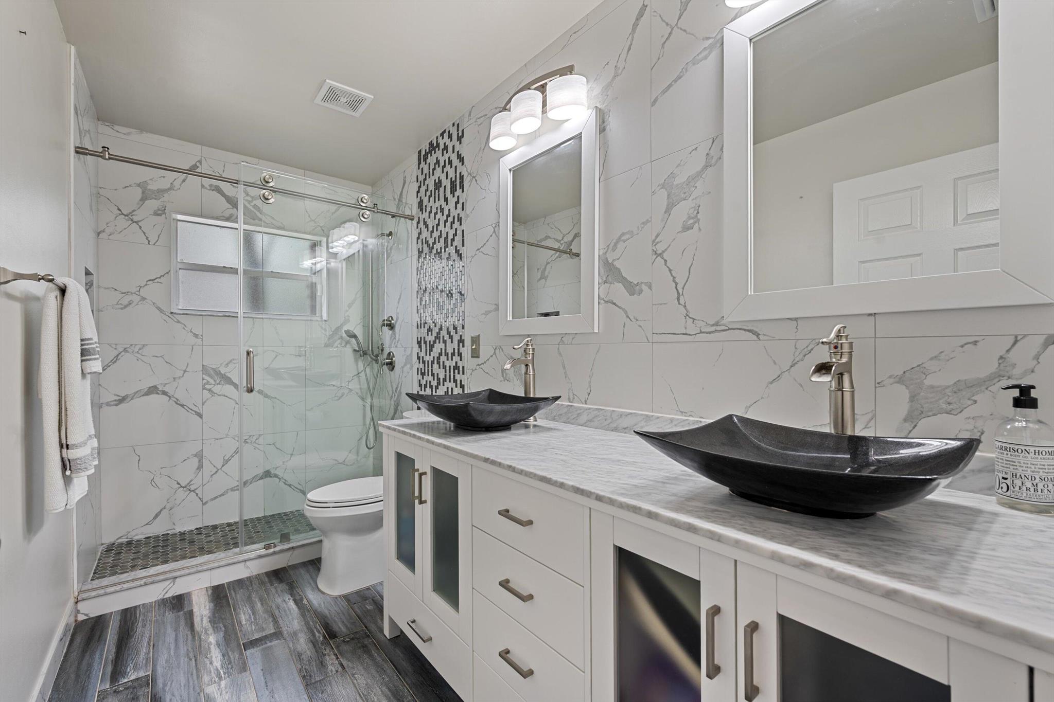 6572 Brookhurst Circle