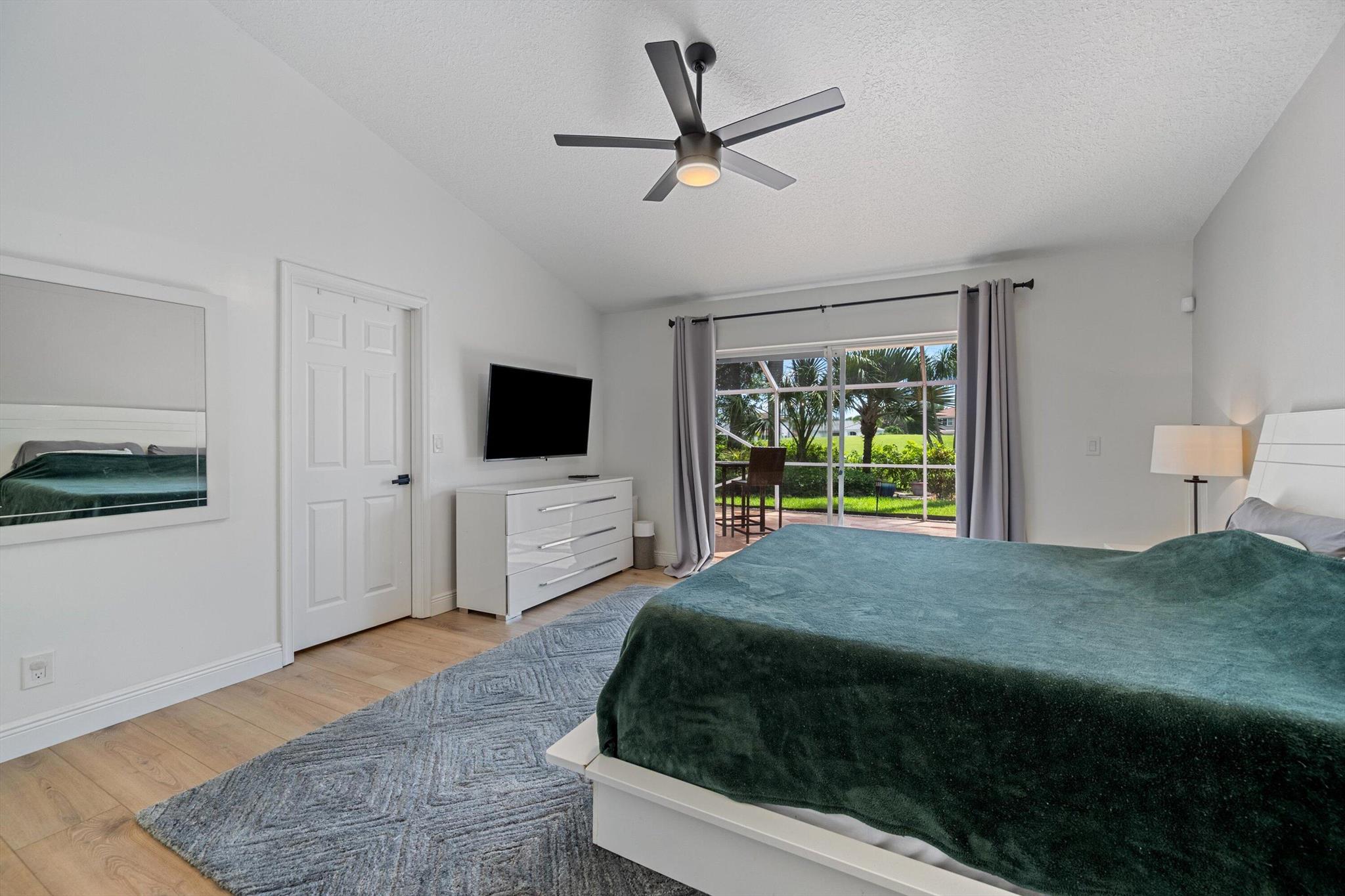 6572 Brookhurst Circle