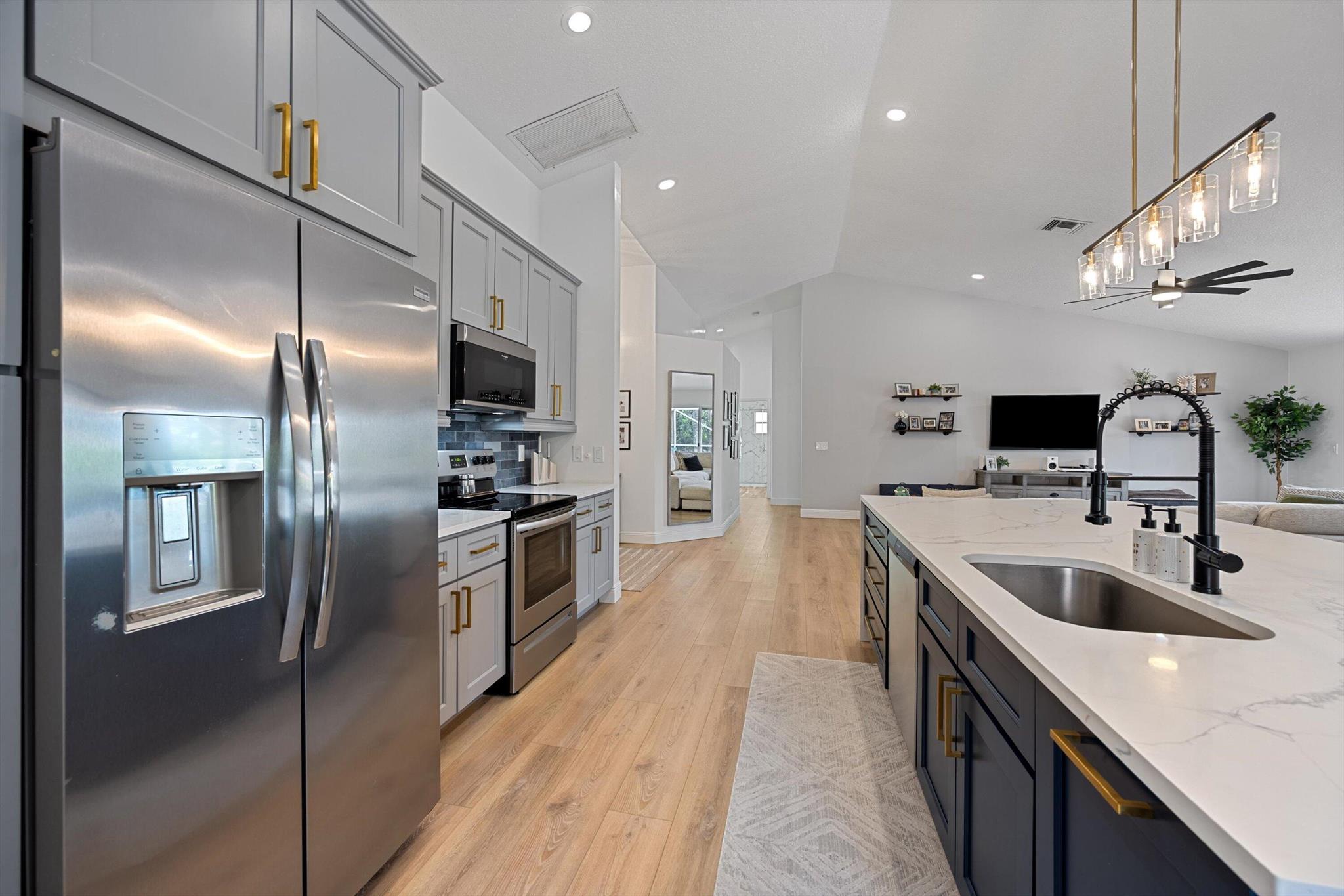 6572 Brookhurst Circle