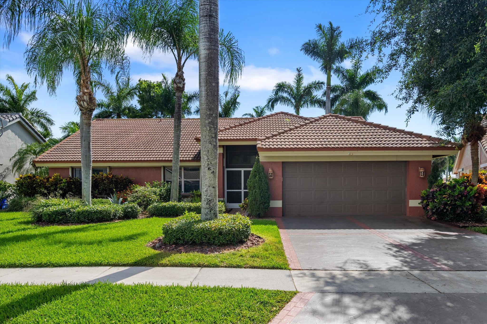 6572 Brookhurst Circle