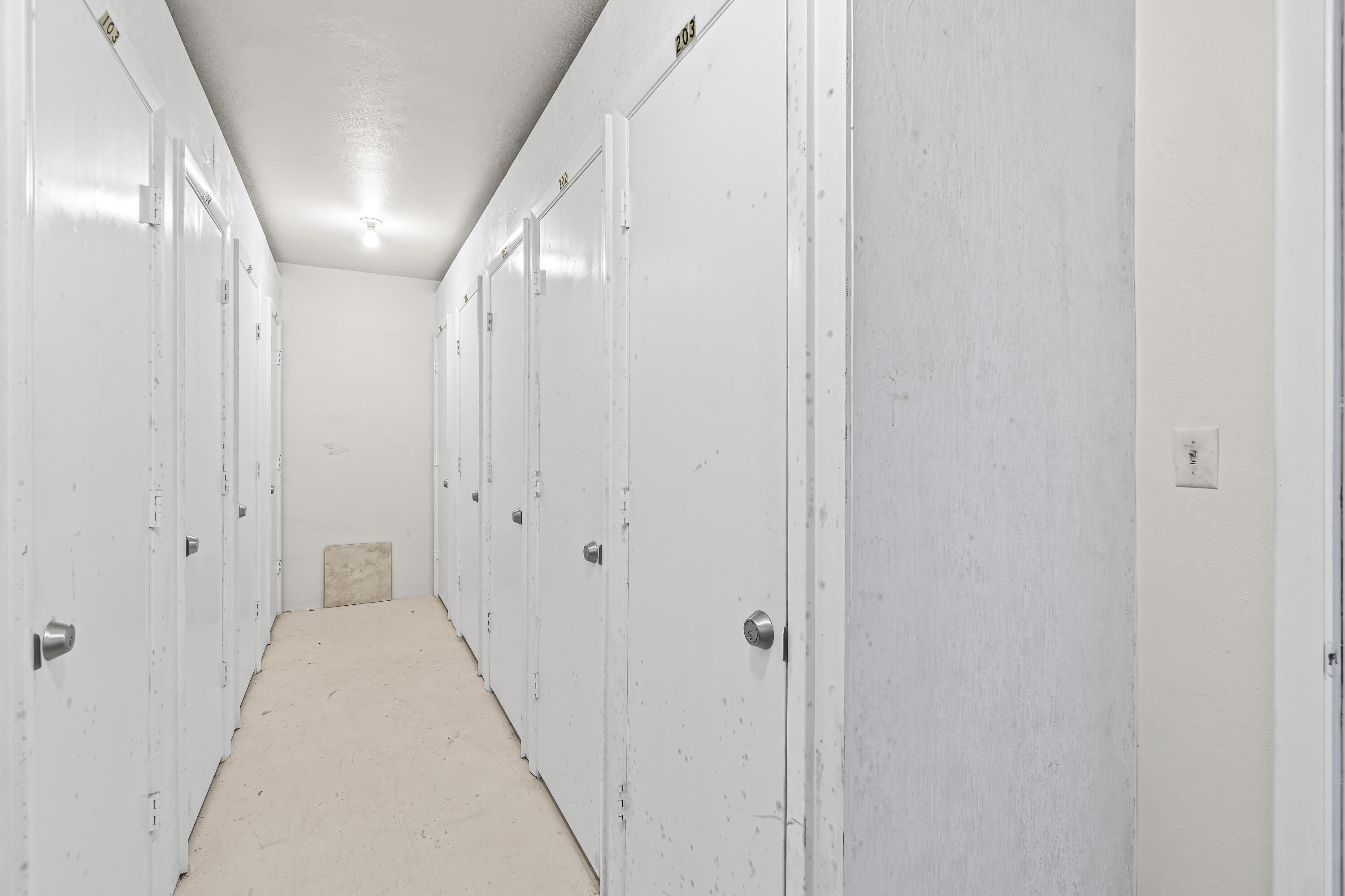 410 Wilma Circle 203