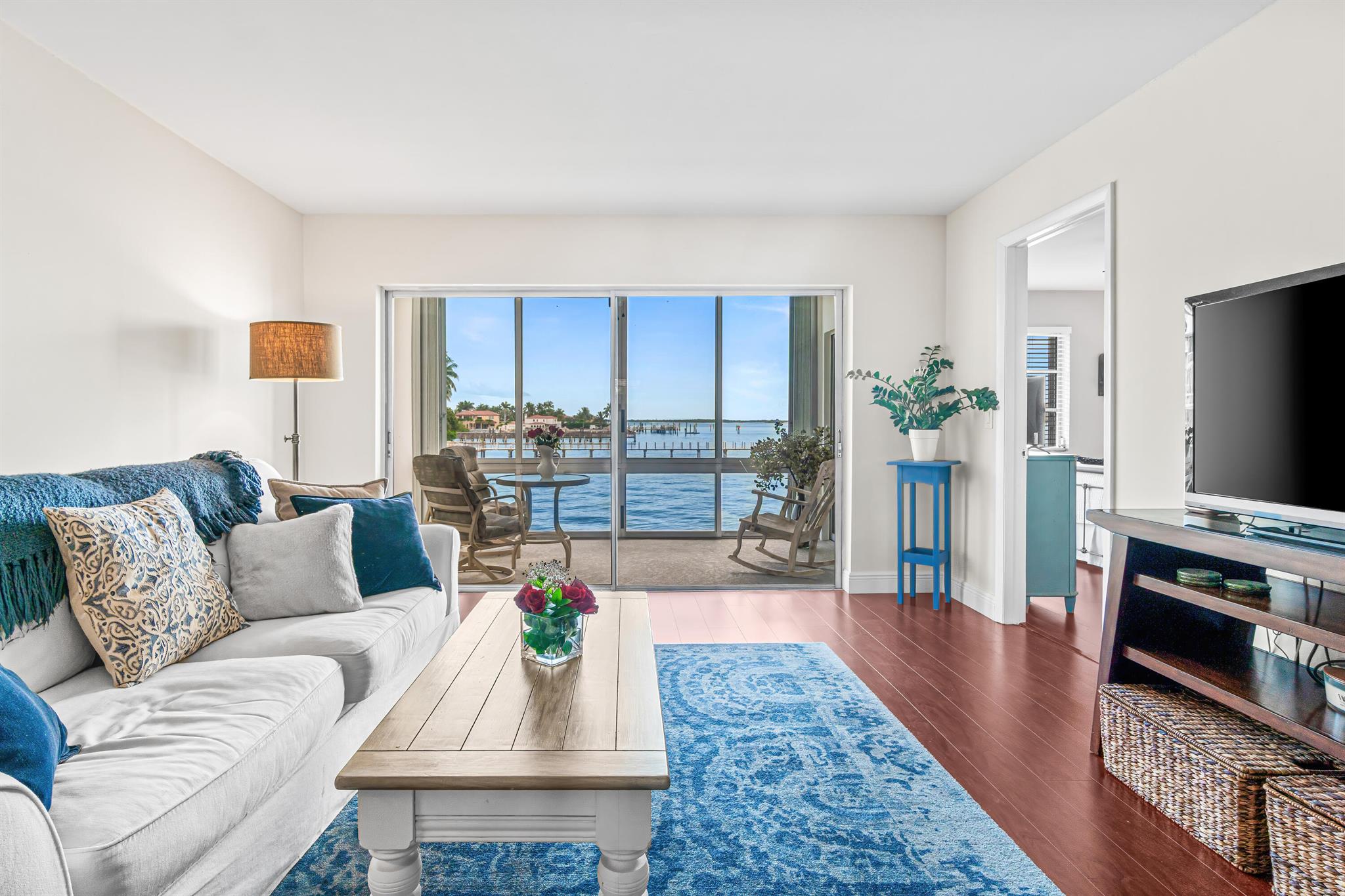 410 Wilma Circle 203