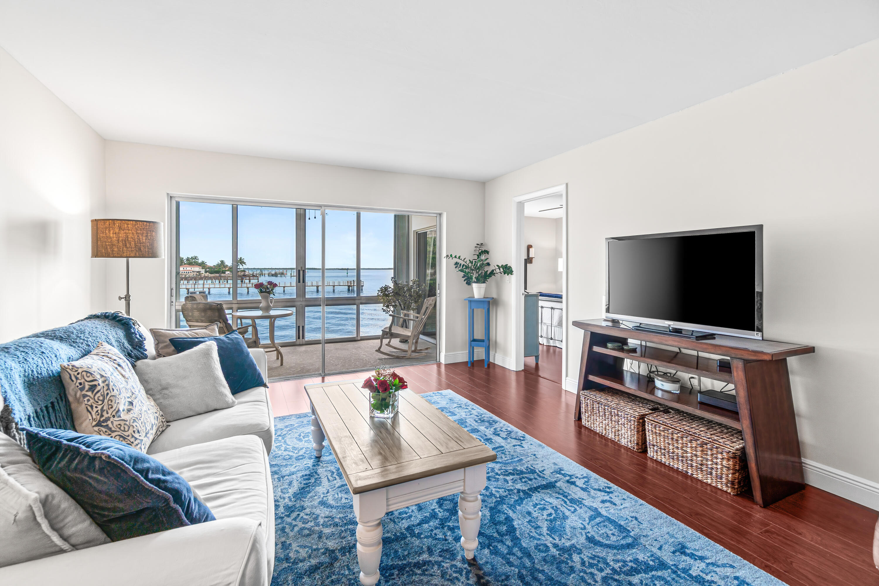 410 Wilma Circle 203