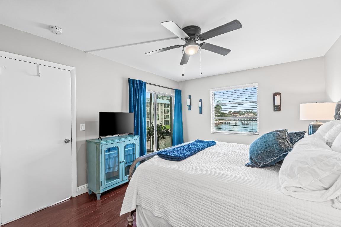 410 Wilma Circle 203