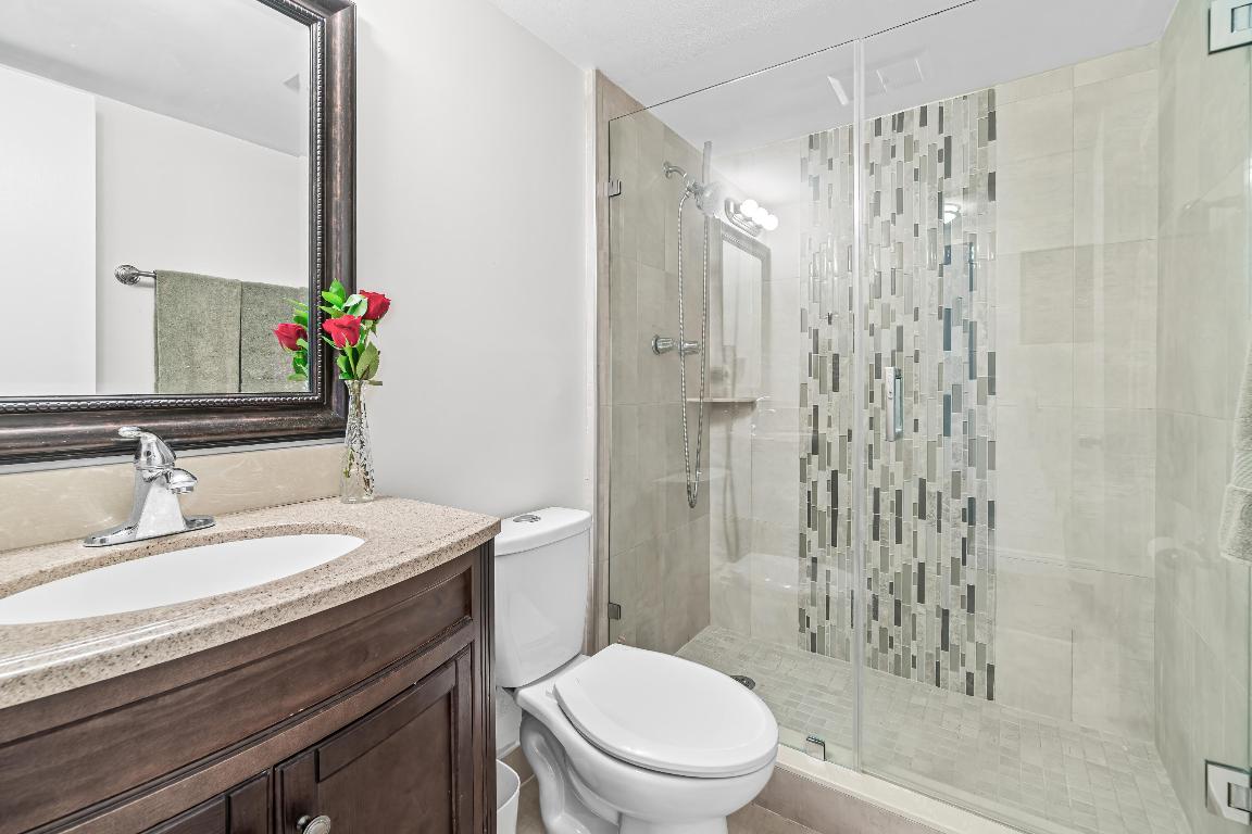 410 Wilma Circle 203