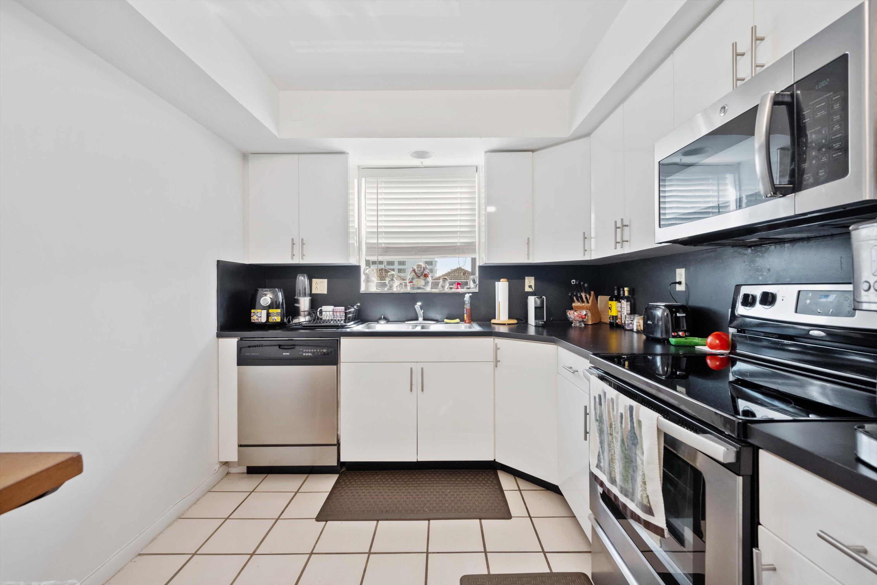 10000 Bay Harbor Terrace 404-A