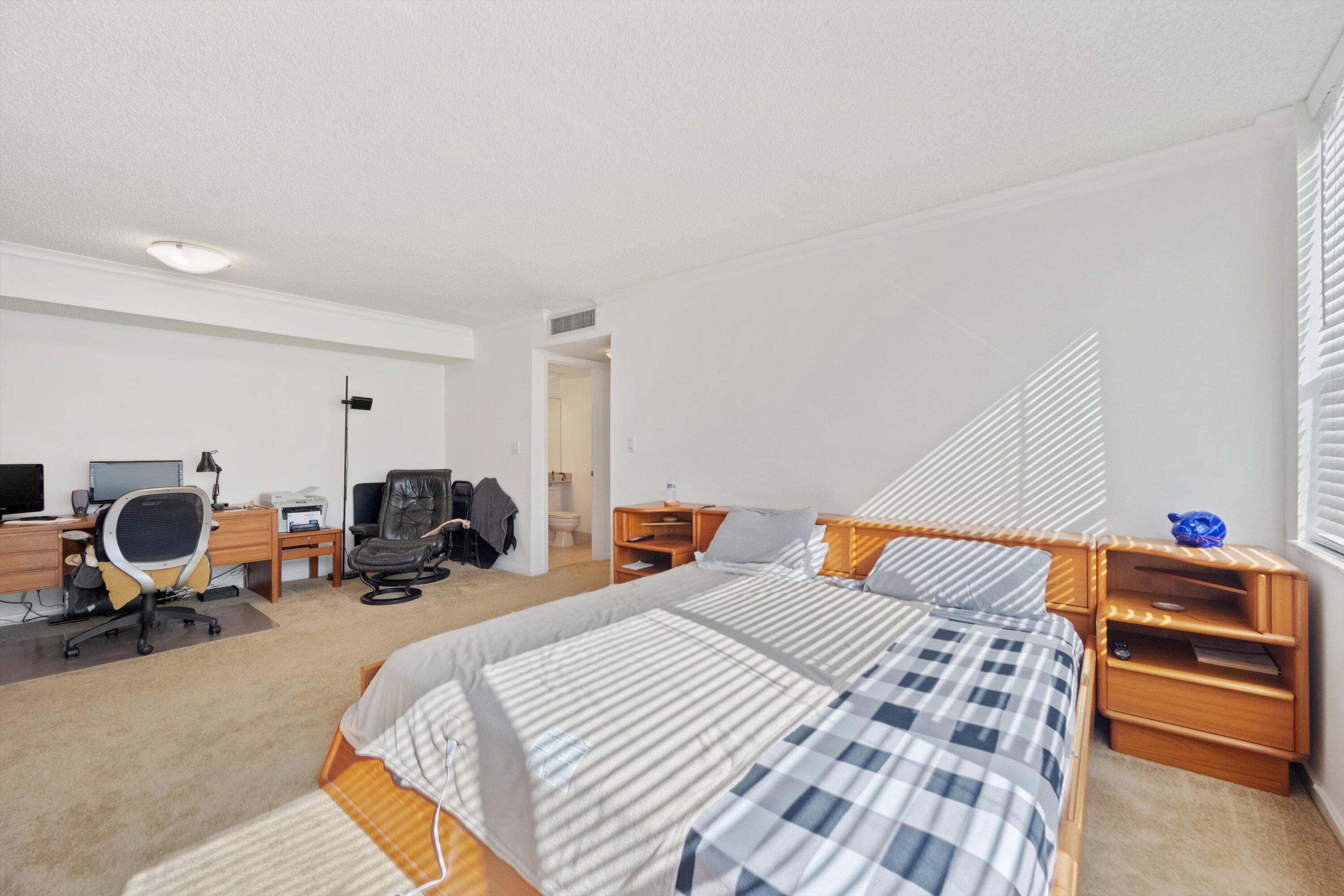 10000 Bay Harbor Terrace 404-A