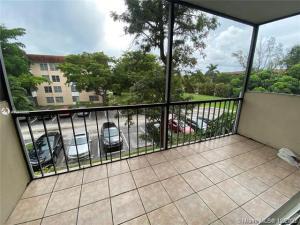 4166 Inverrary Drive 303