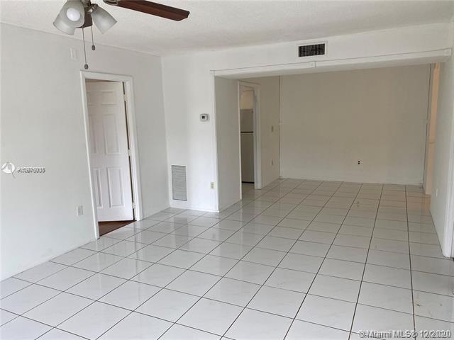 4166 Inverrary Drive 303