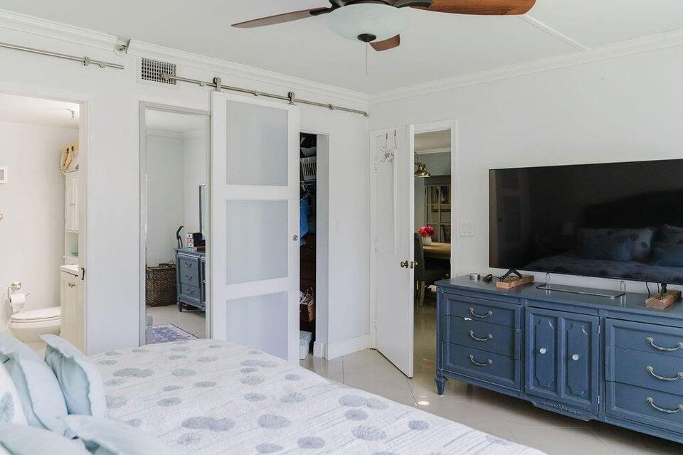 4550 NW 18th Avenue 208