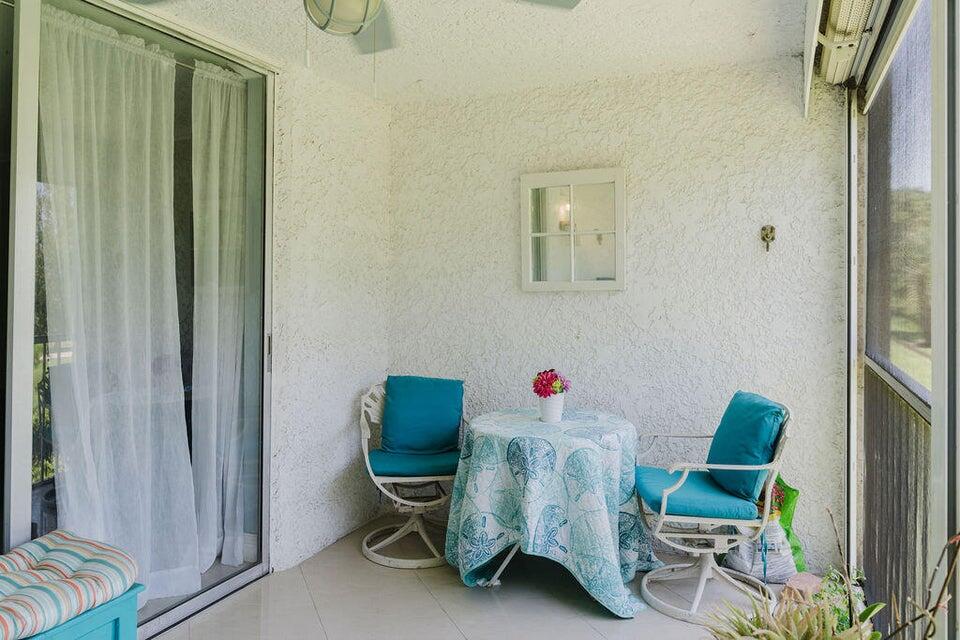 4550 NW 18th Avenue 208