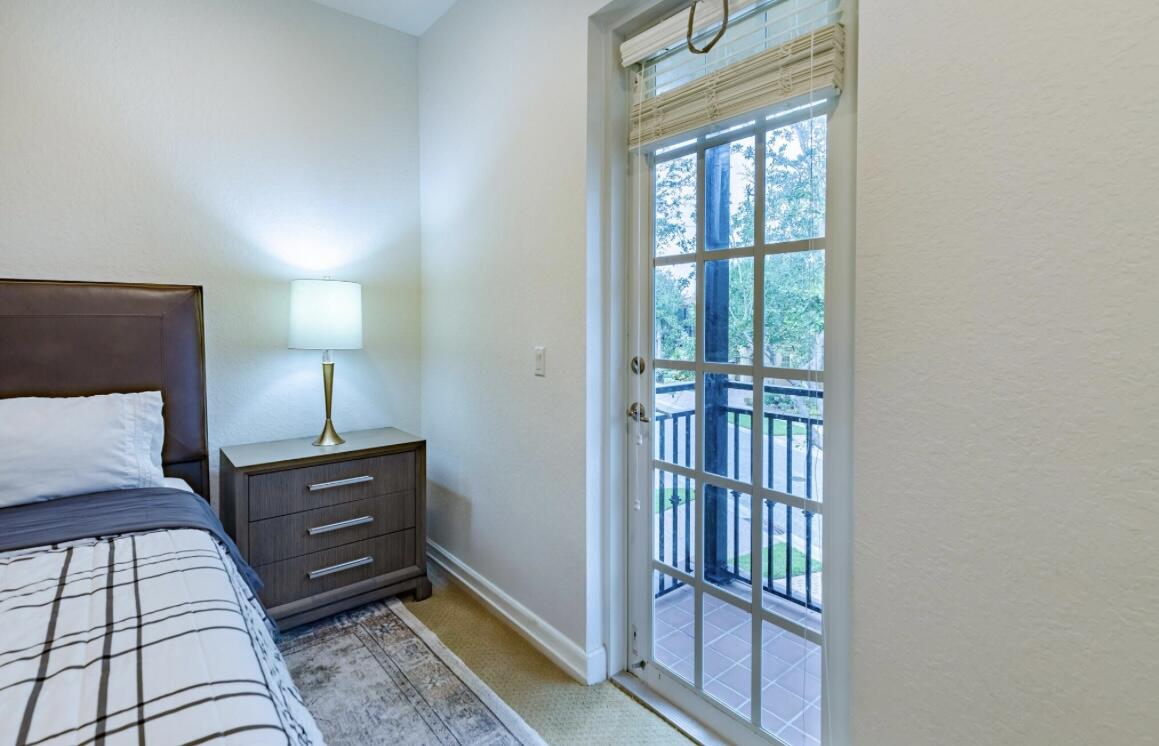 2812 Eagle Rock Circle 902