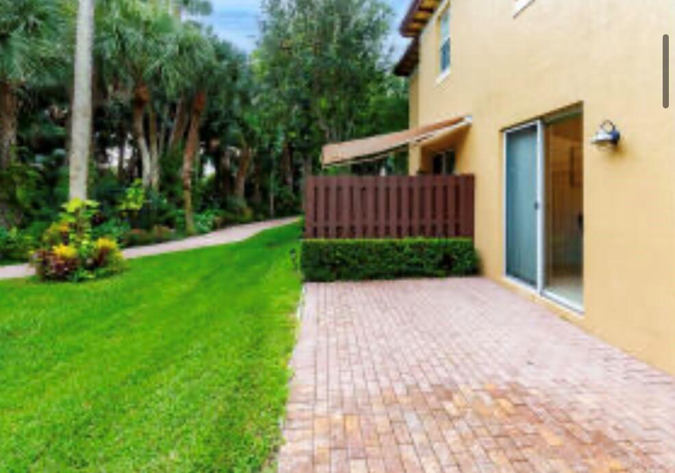 2812 Eagle Rock Circle 902