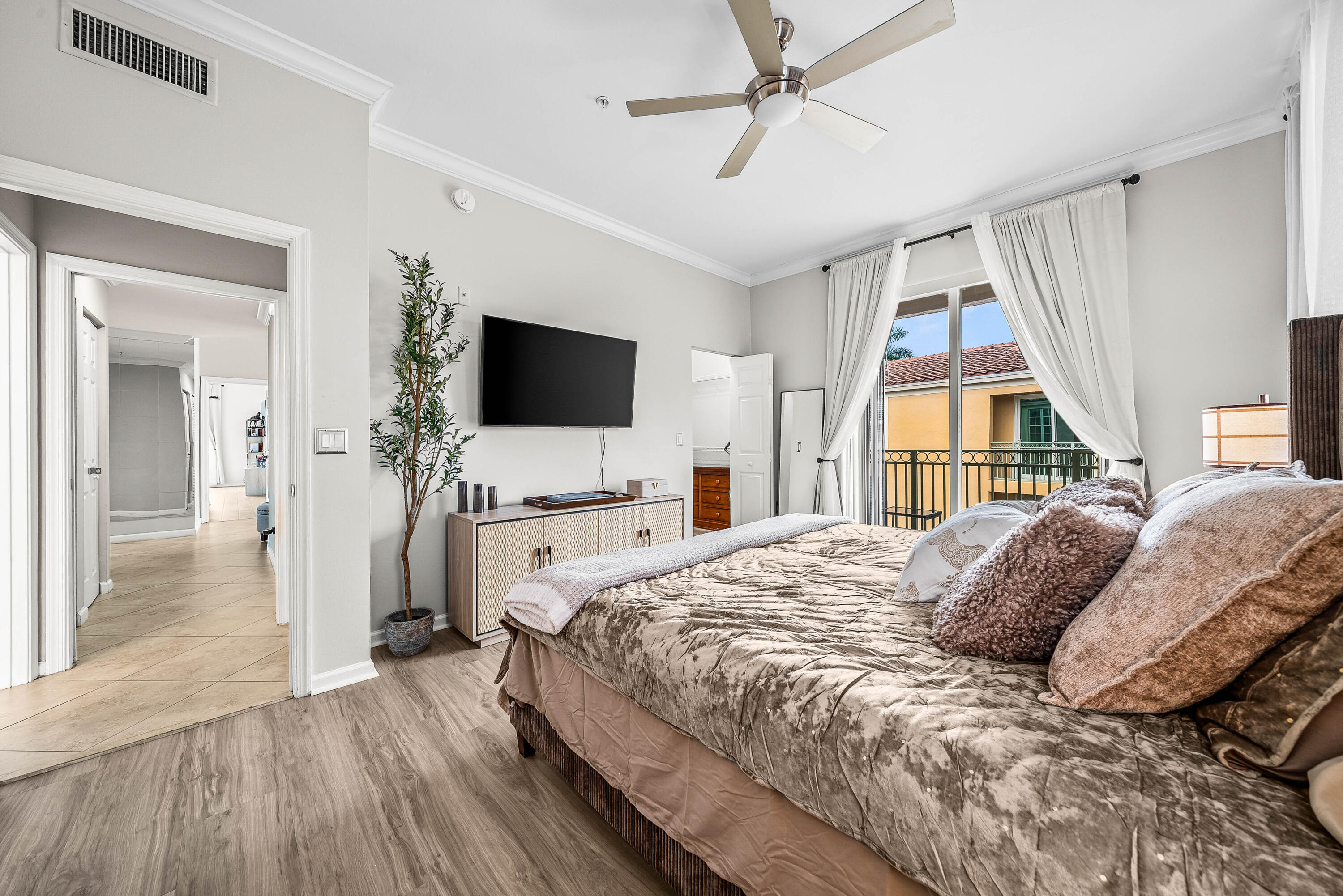 11720 Saint Andrews Place 308