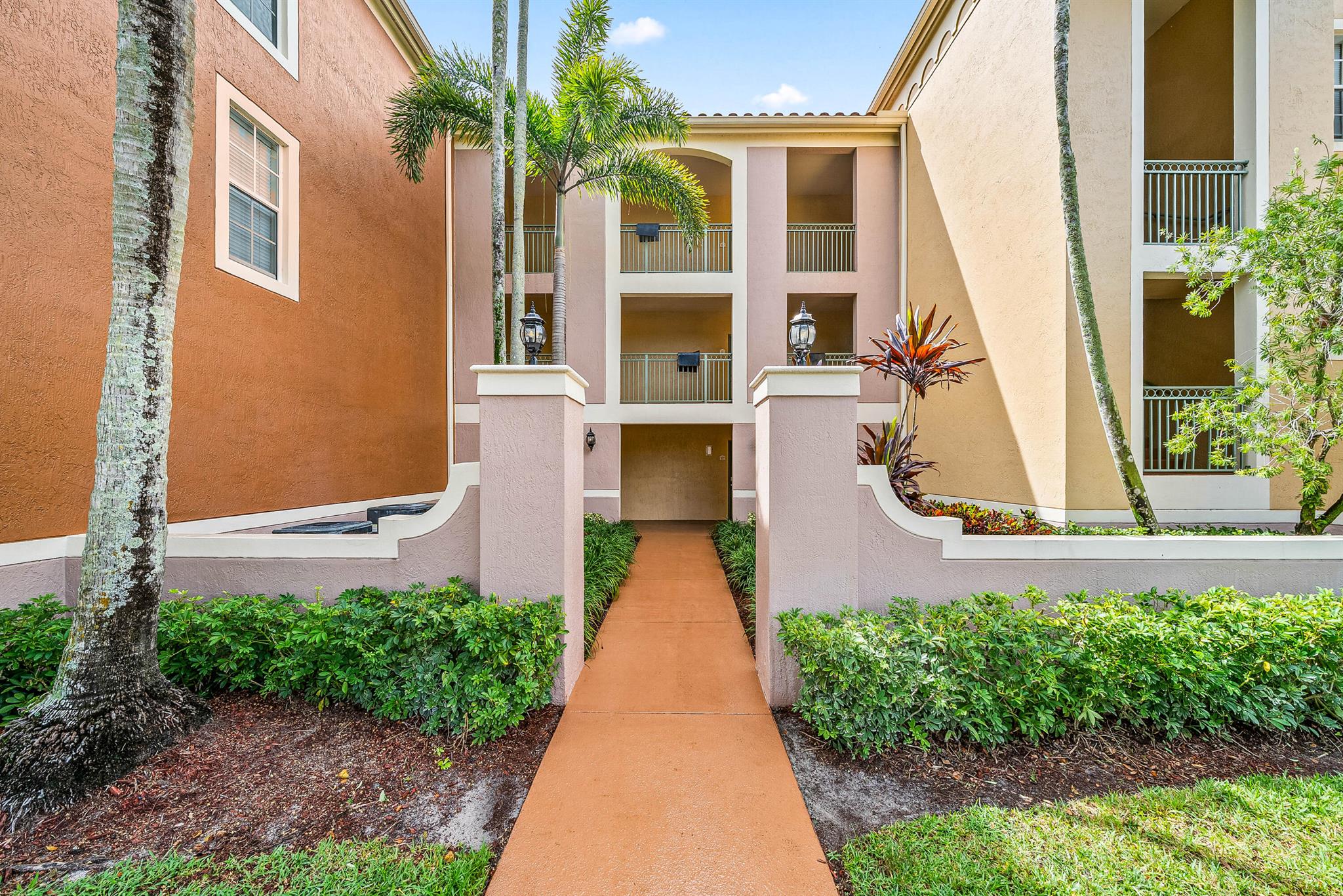 11720 Saint Andrews Place 308