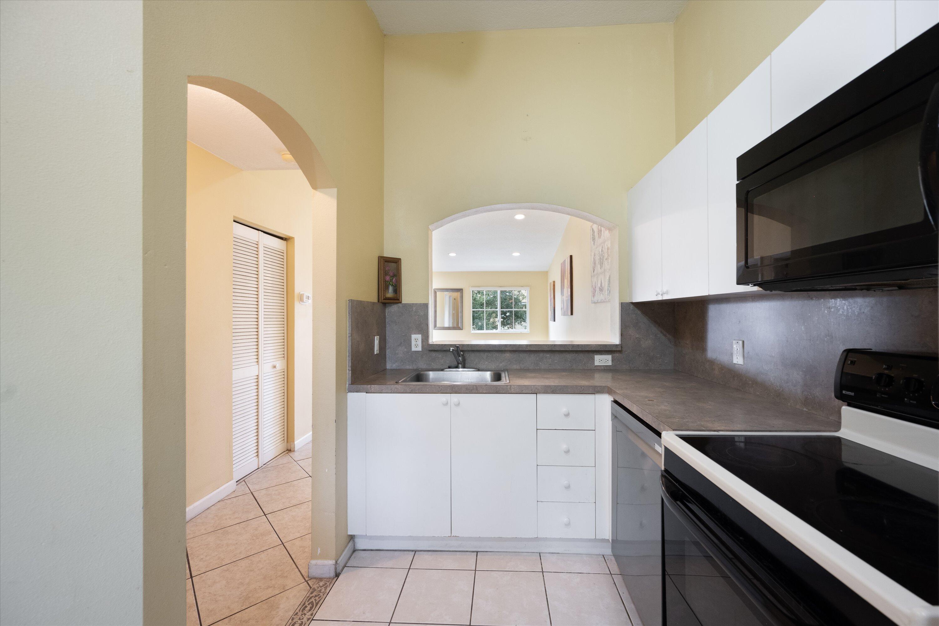 3504 Briar Bay Boulevard 202