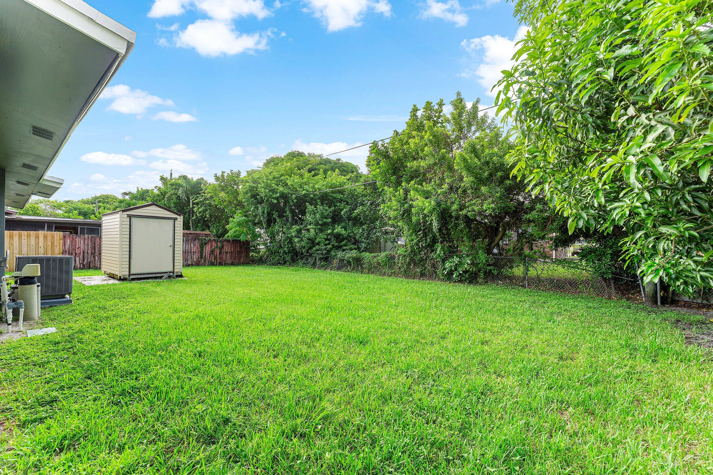2840 NW 8th Street