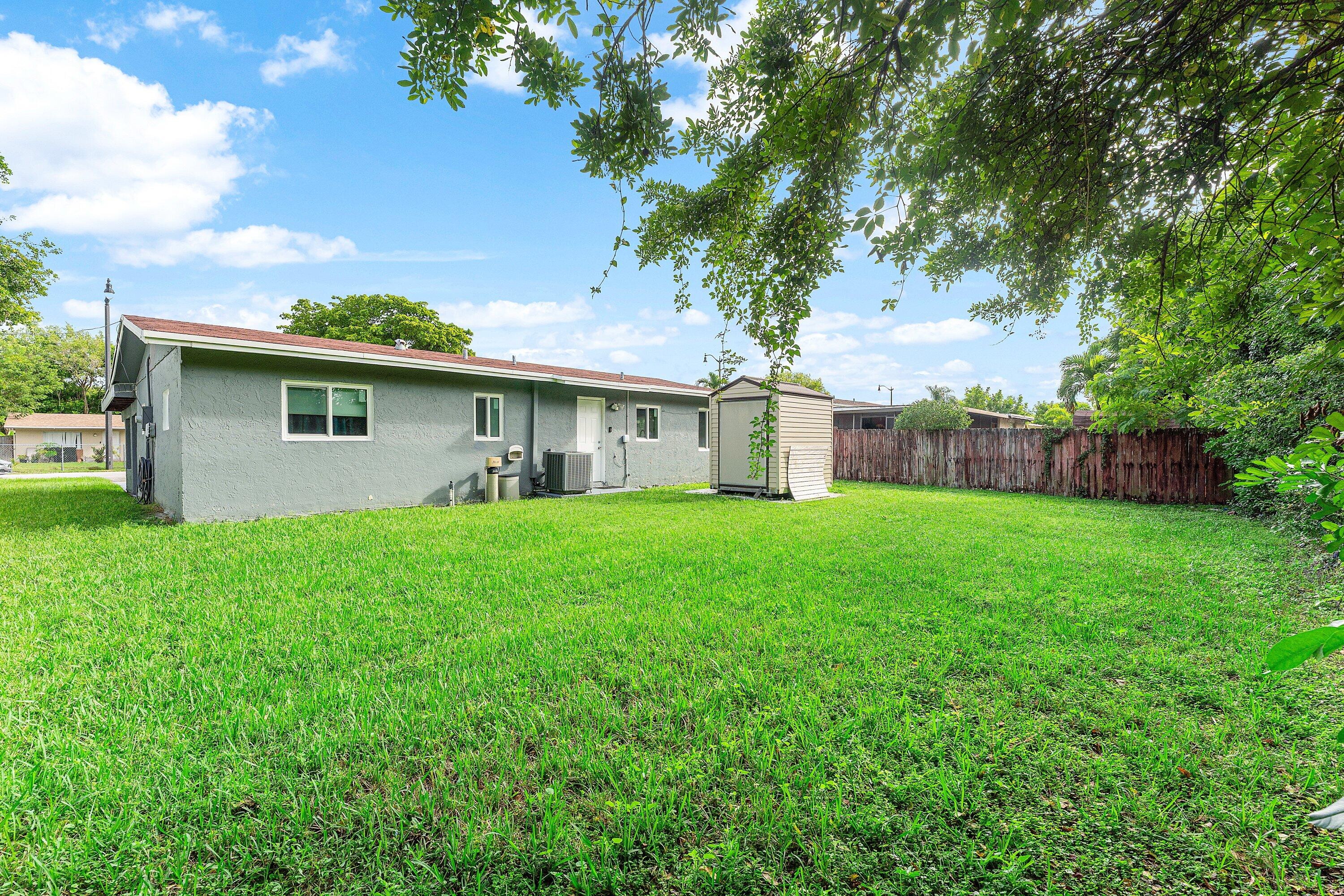 2840 NW 8th Street