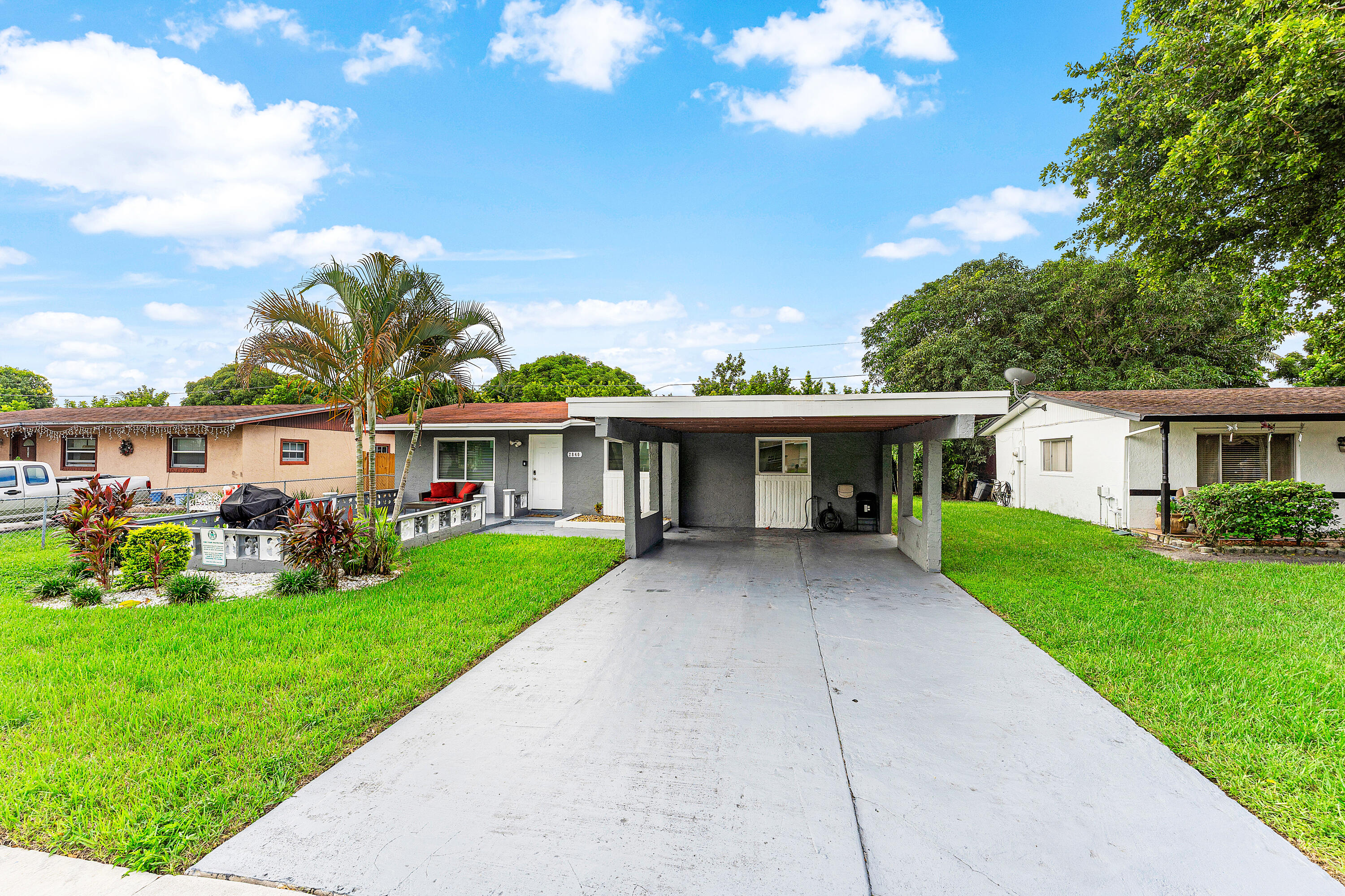 2840 NW 8th Street