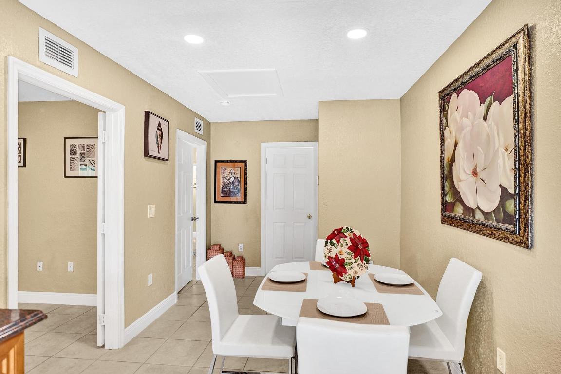 2349 Seminole Boulevard