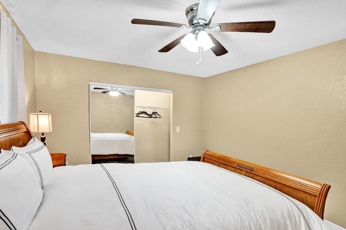 2349 Seminole Boulevard