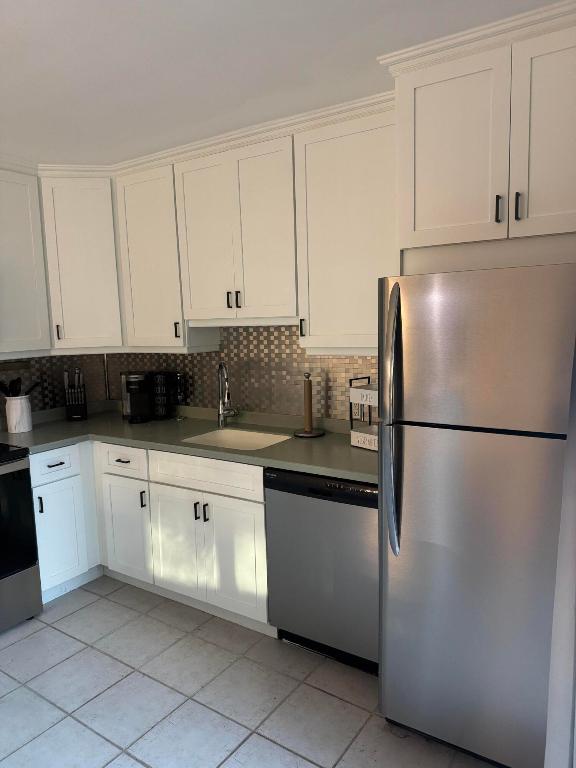 6111 SE Riverboat Drive