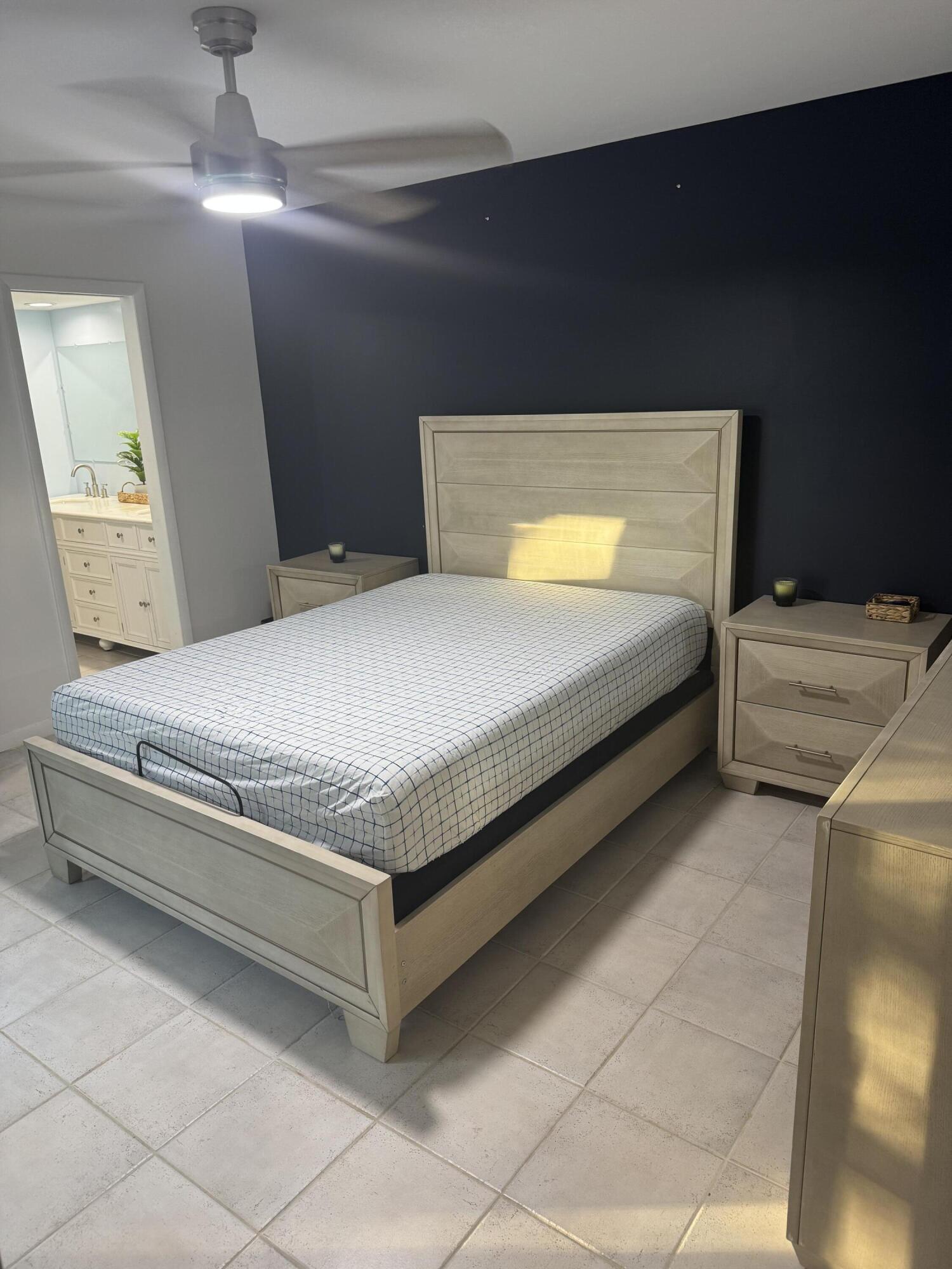 6111 SE Riverboat Drive