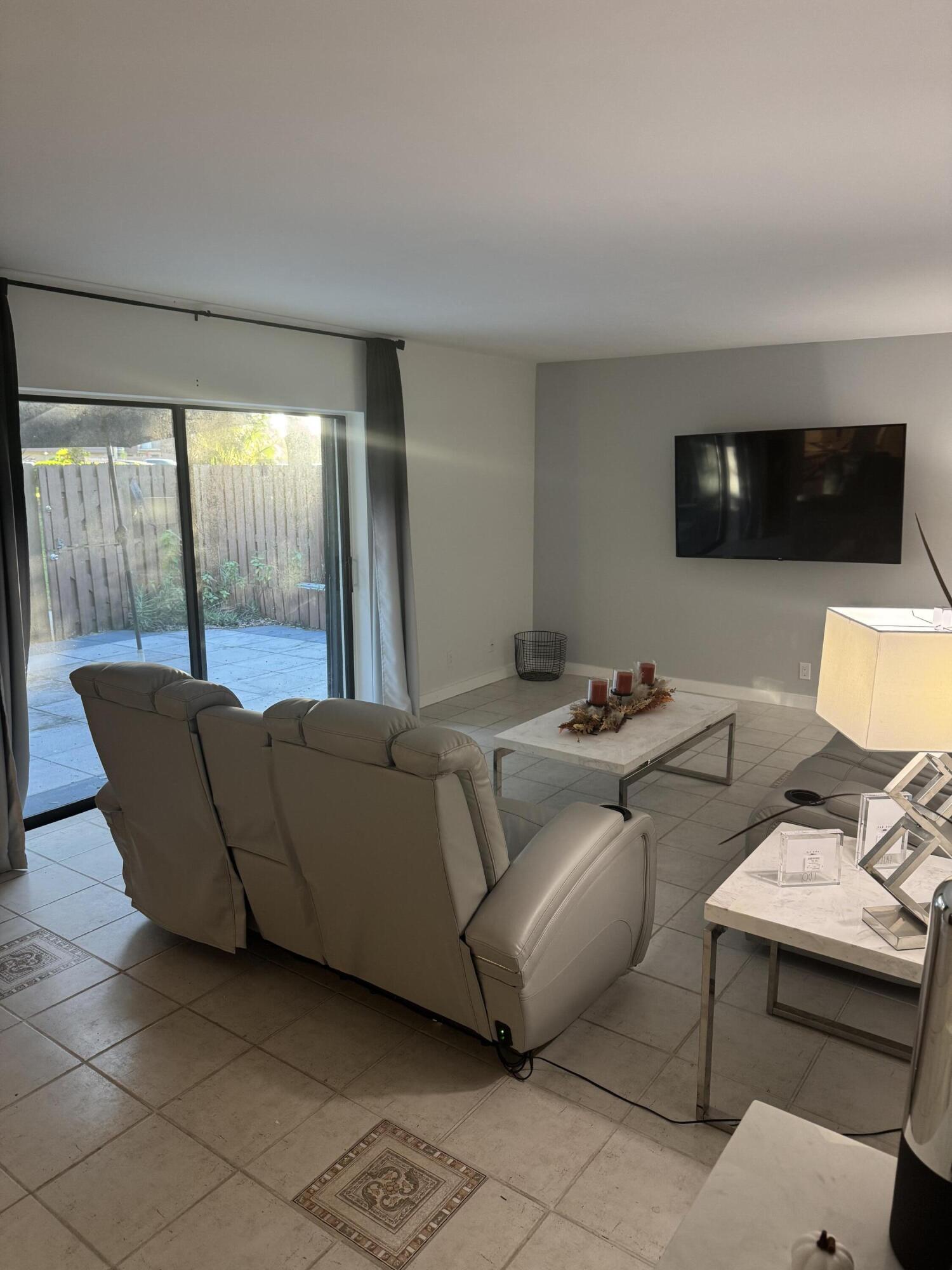 6111 SE Riverboat Drive