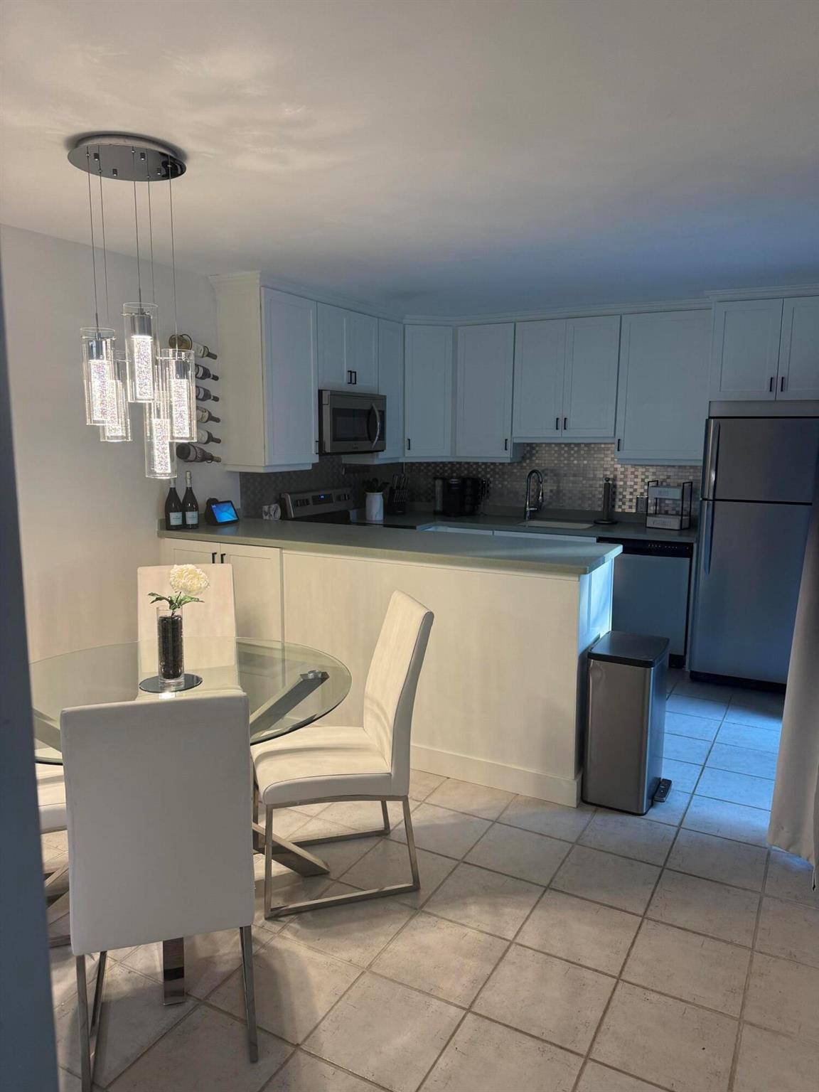 6111 SE Riverboat Drive