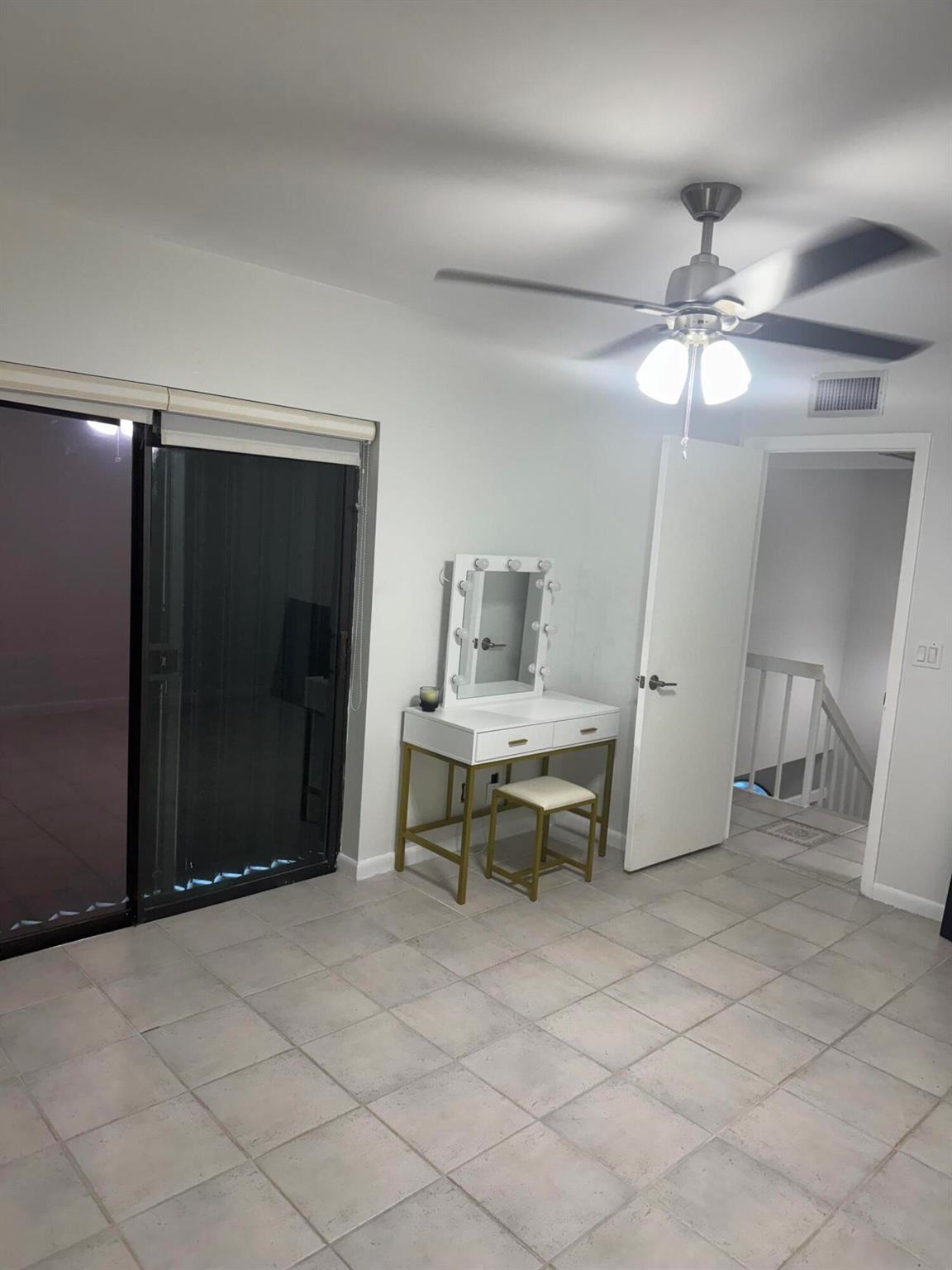 6111 SE Riverboat Drive