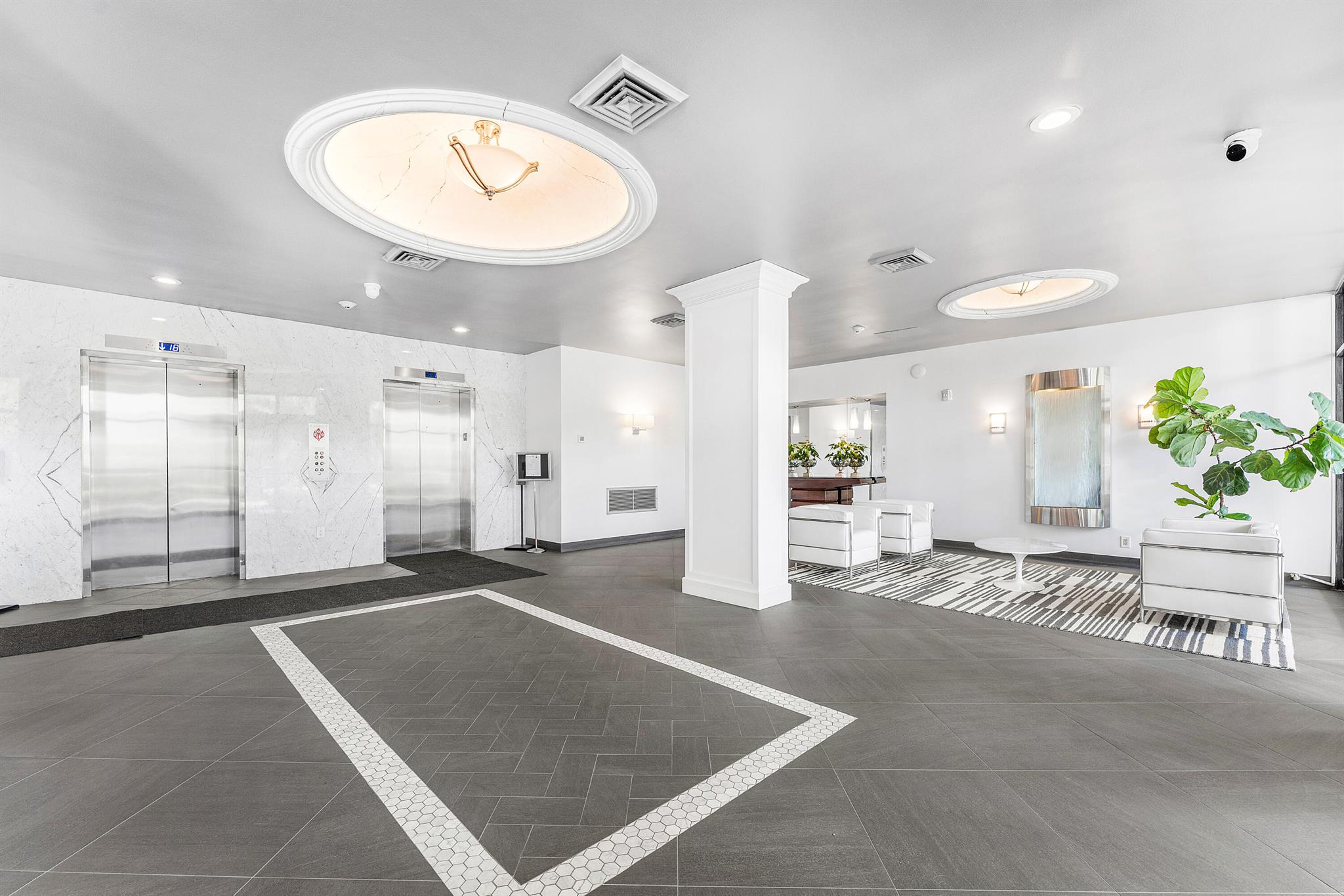 2400 Presidential Way 503