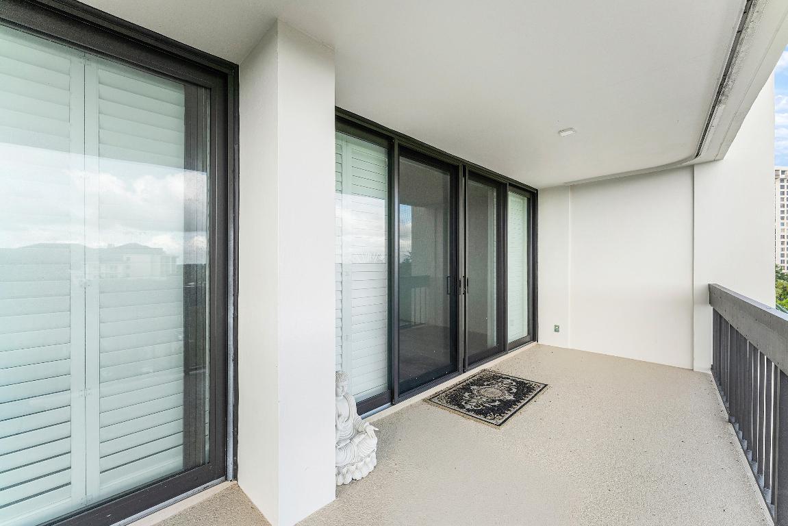 2400 Presidential Way 503