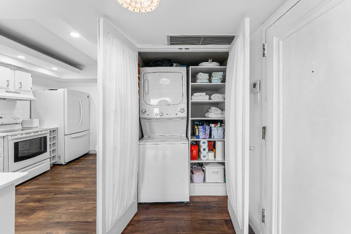 2400 Presidential Way 503