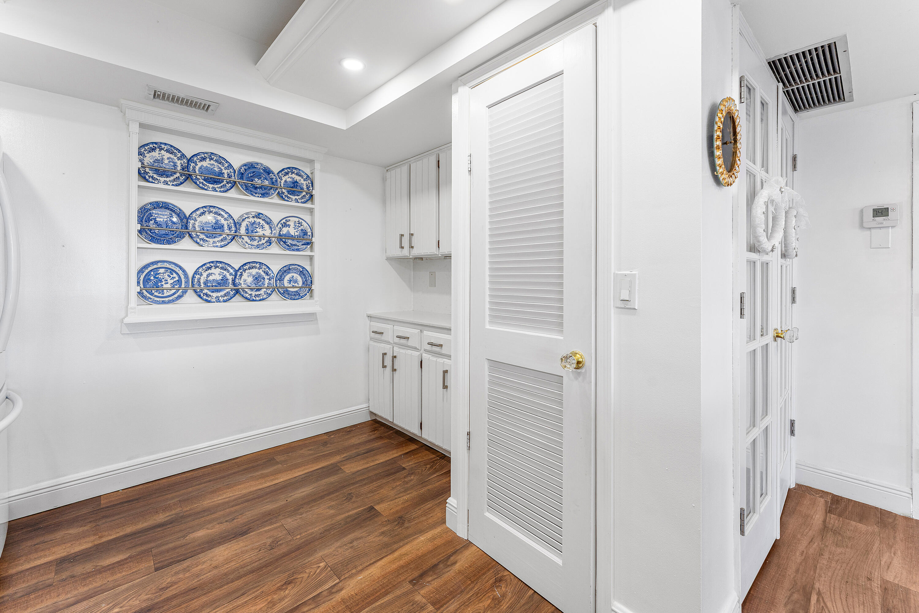 2400 Presidential Way 503