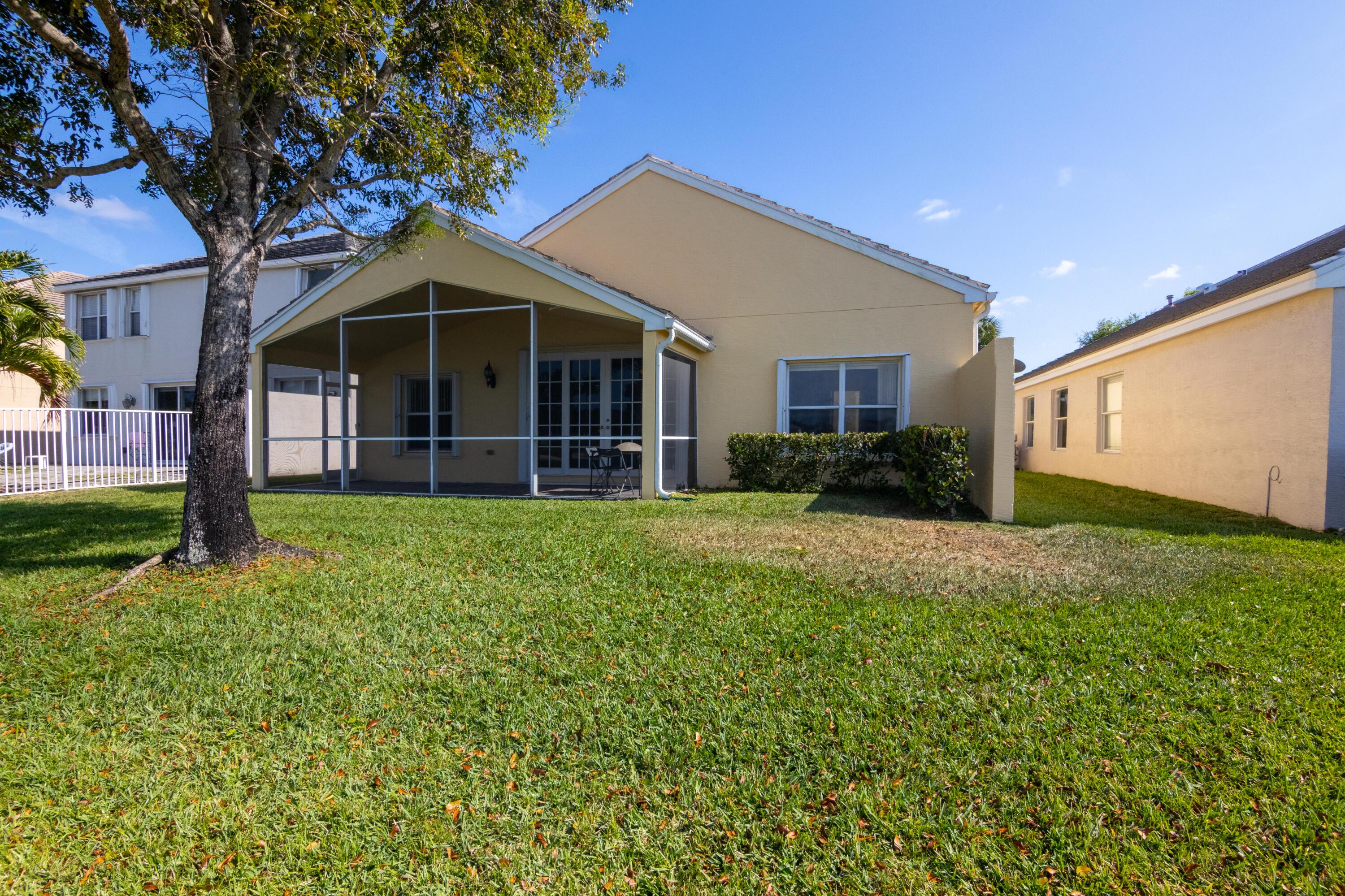284 Berenger Walk