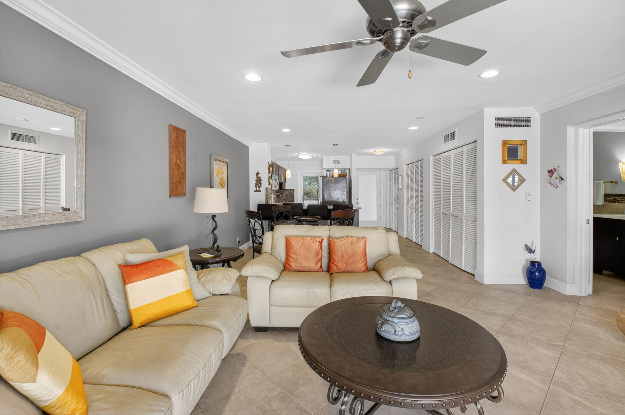 80 Venetian Drive 307s