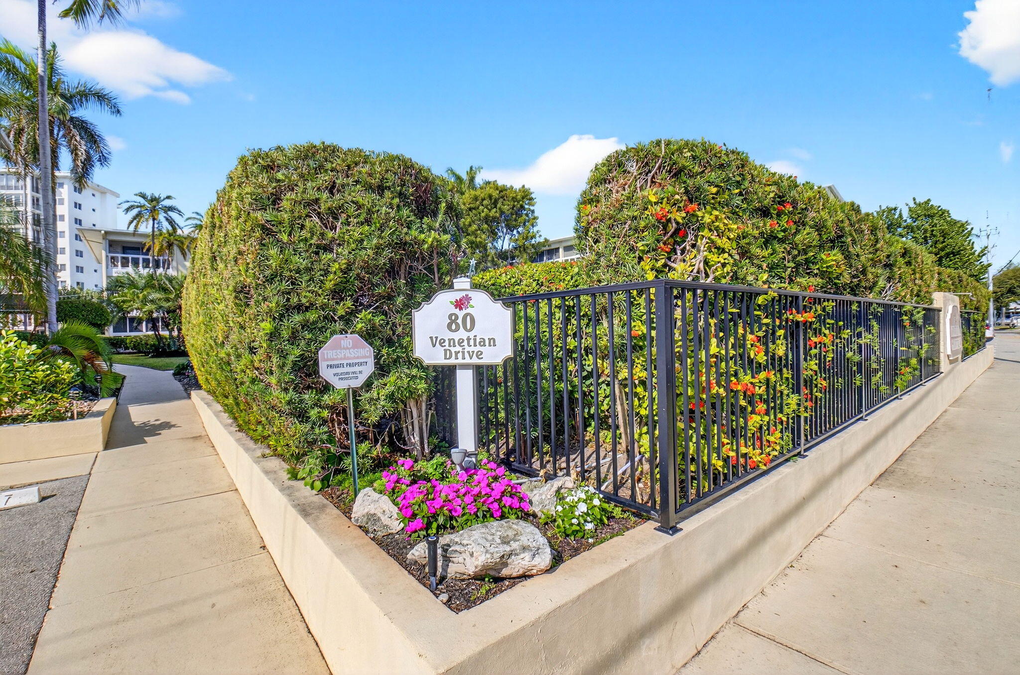 80 Venetian Drive 307s