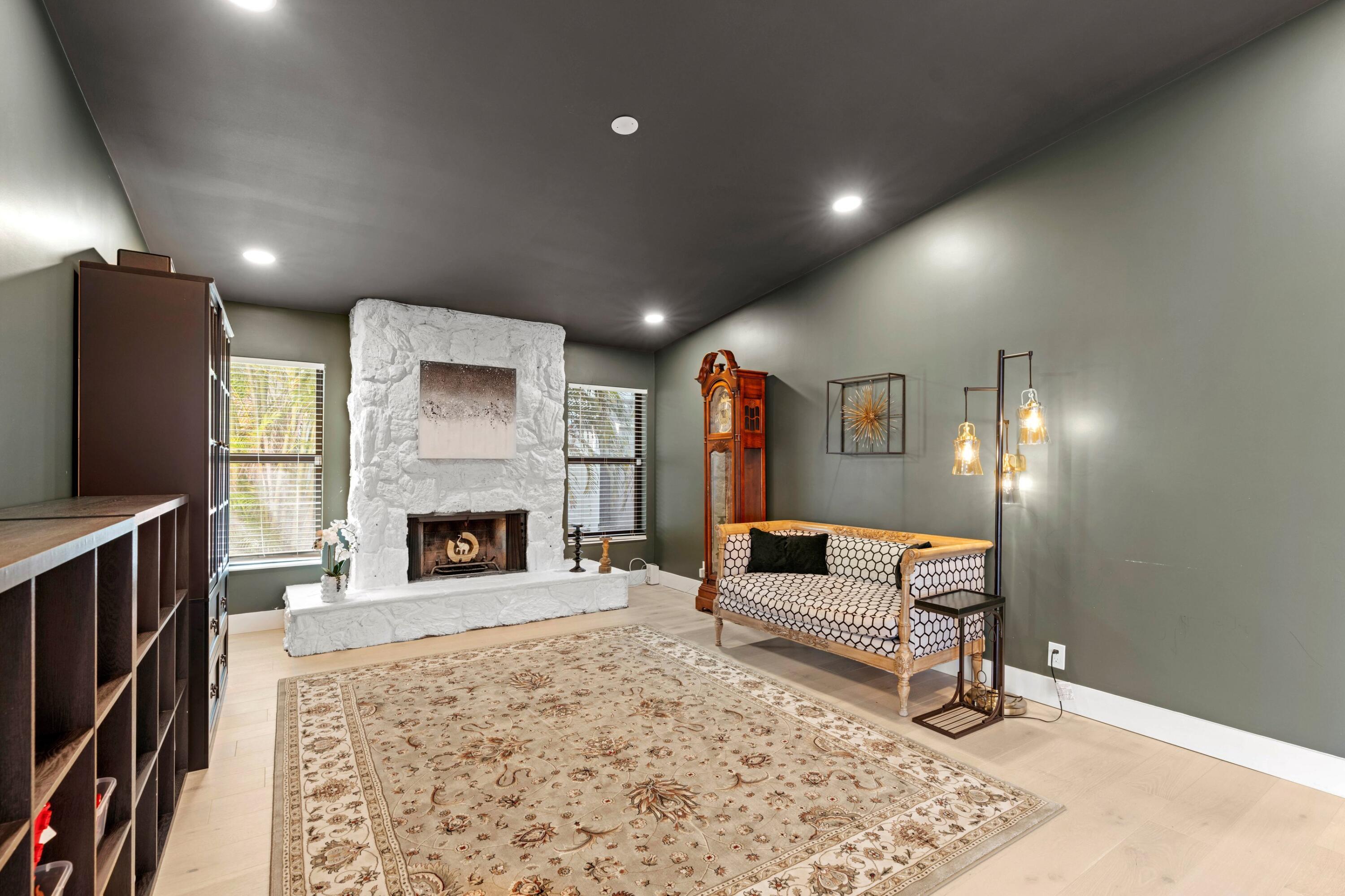 2327 SW 23rd Cranbrook Drive