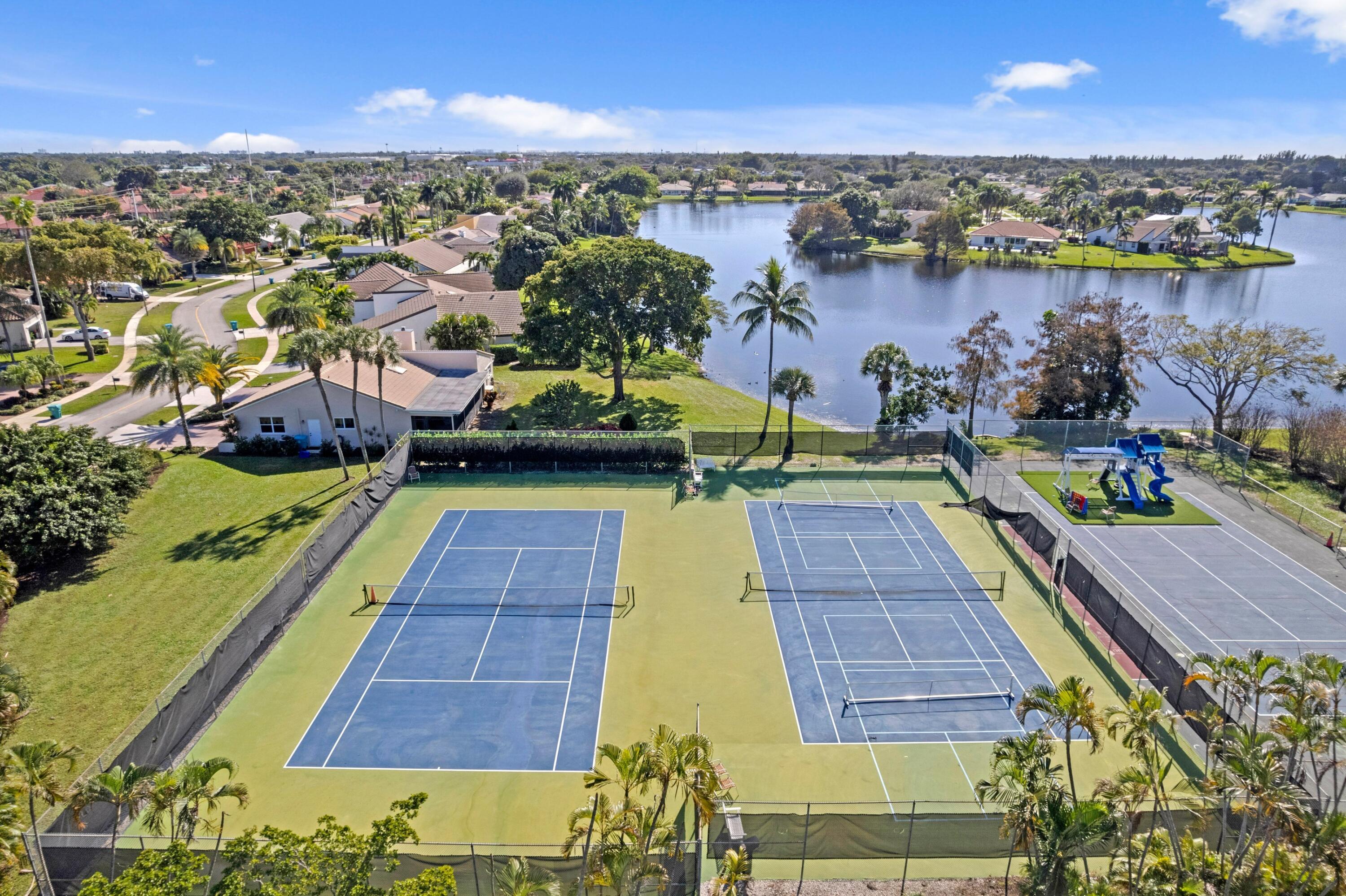 2327 SW 23rd Cranbrook Drive