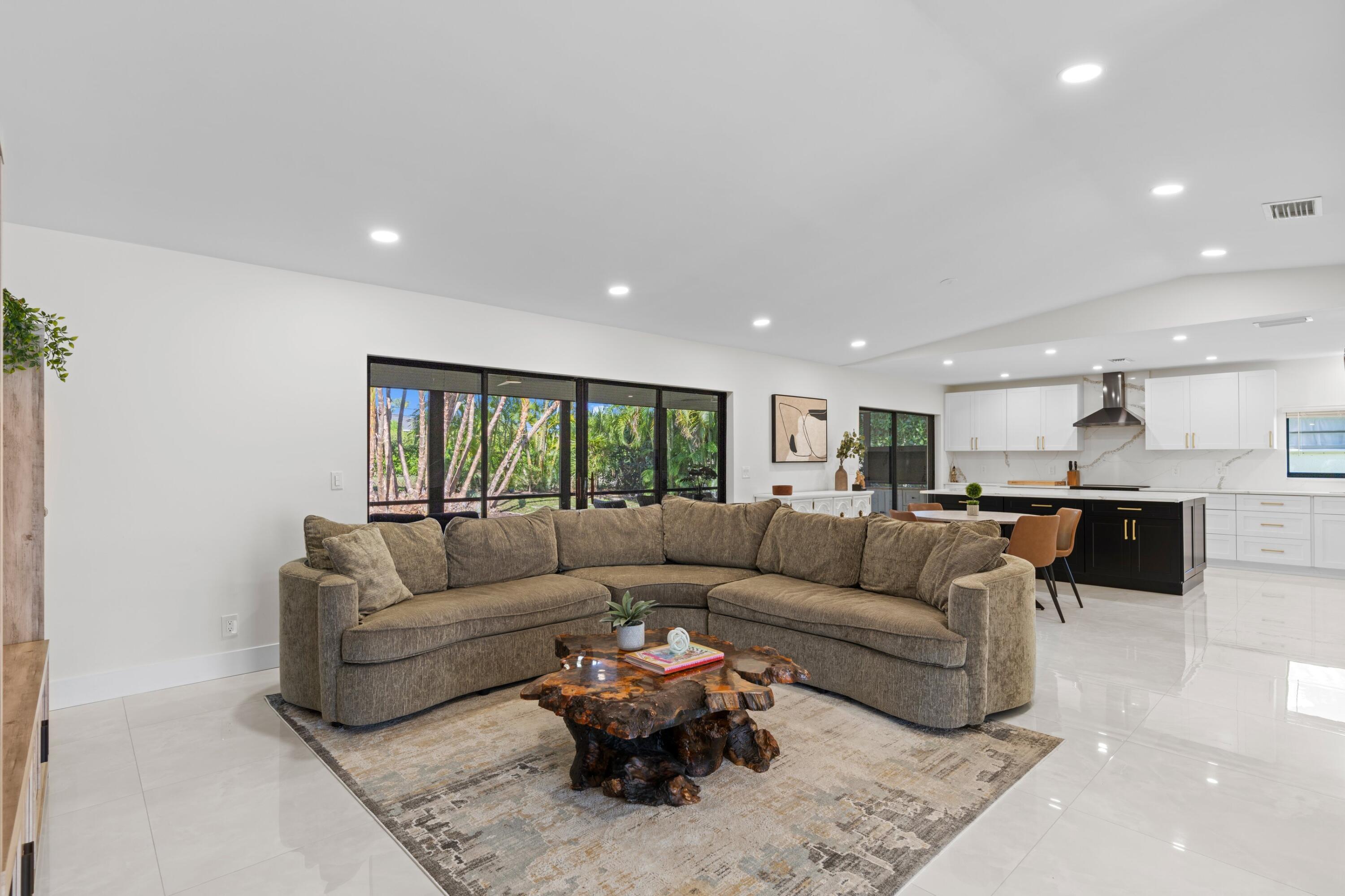 2327 SW 23rd Cranbrook Drive