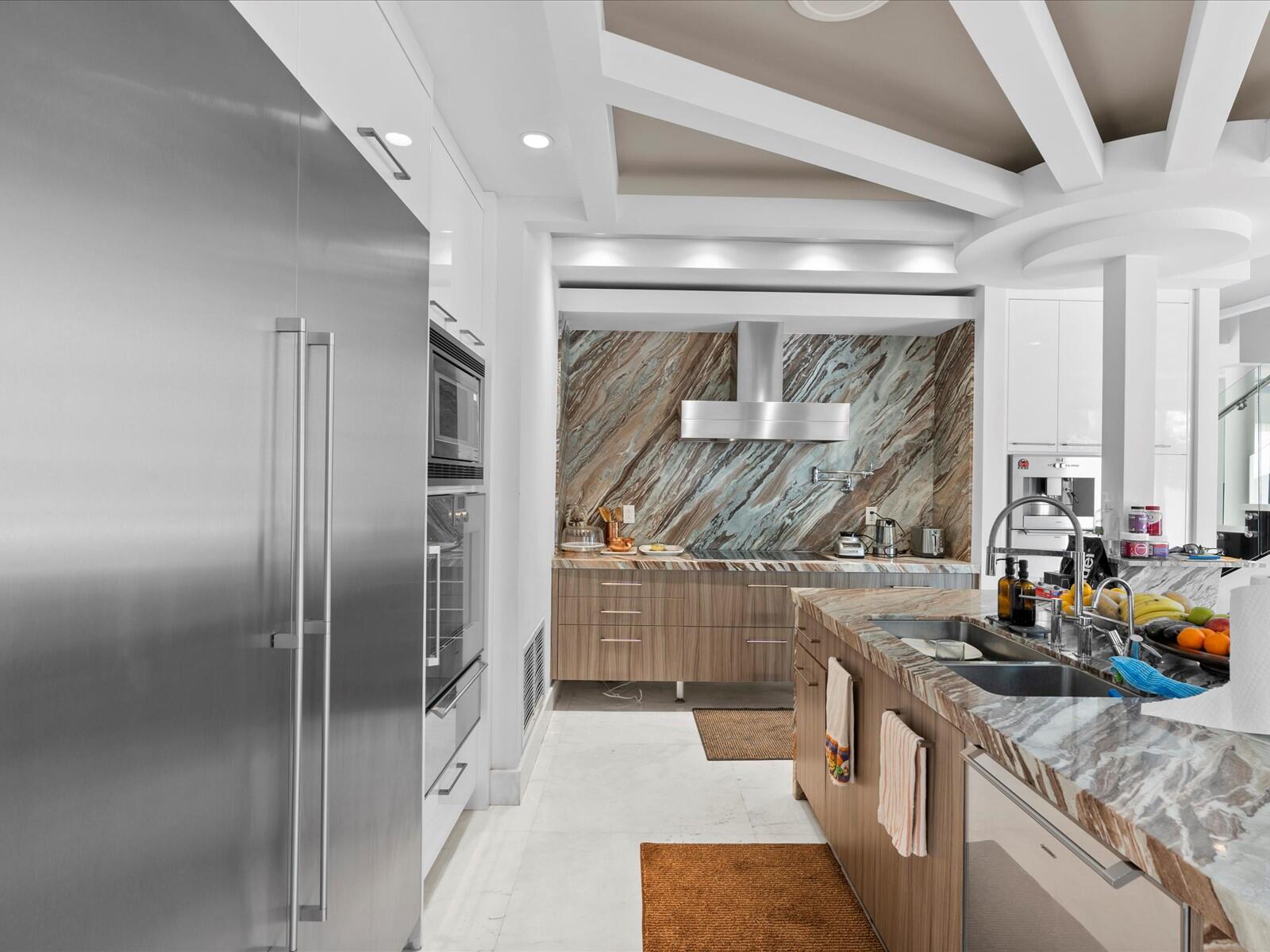 3917 S Le Jeune Road