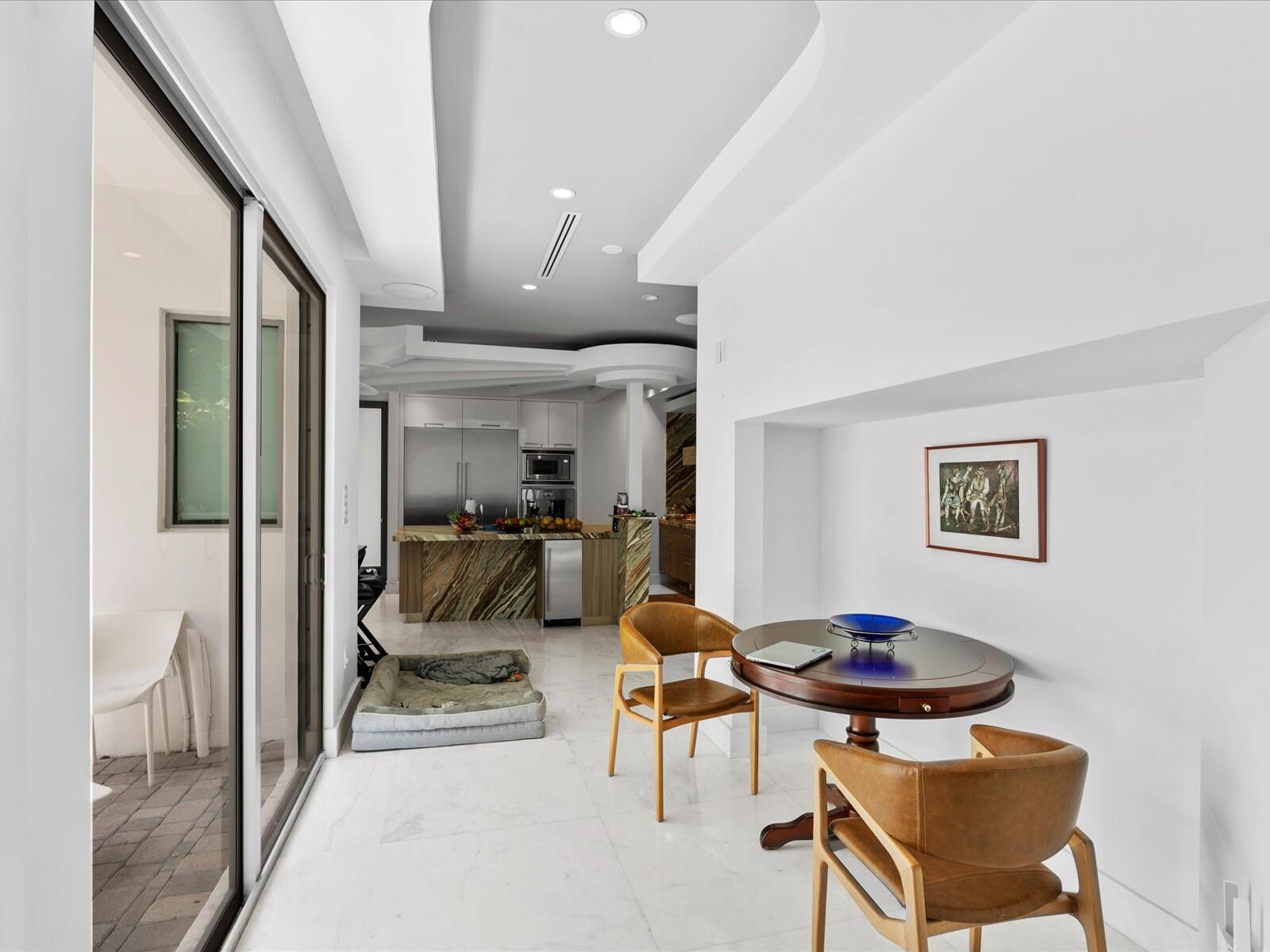 3917 S Le Jeune Road