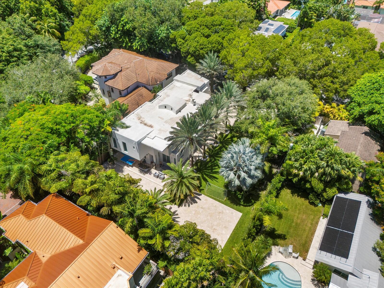 3917 S Le Jeune Road