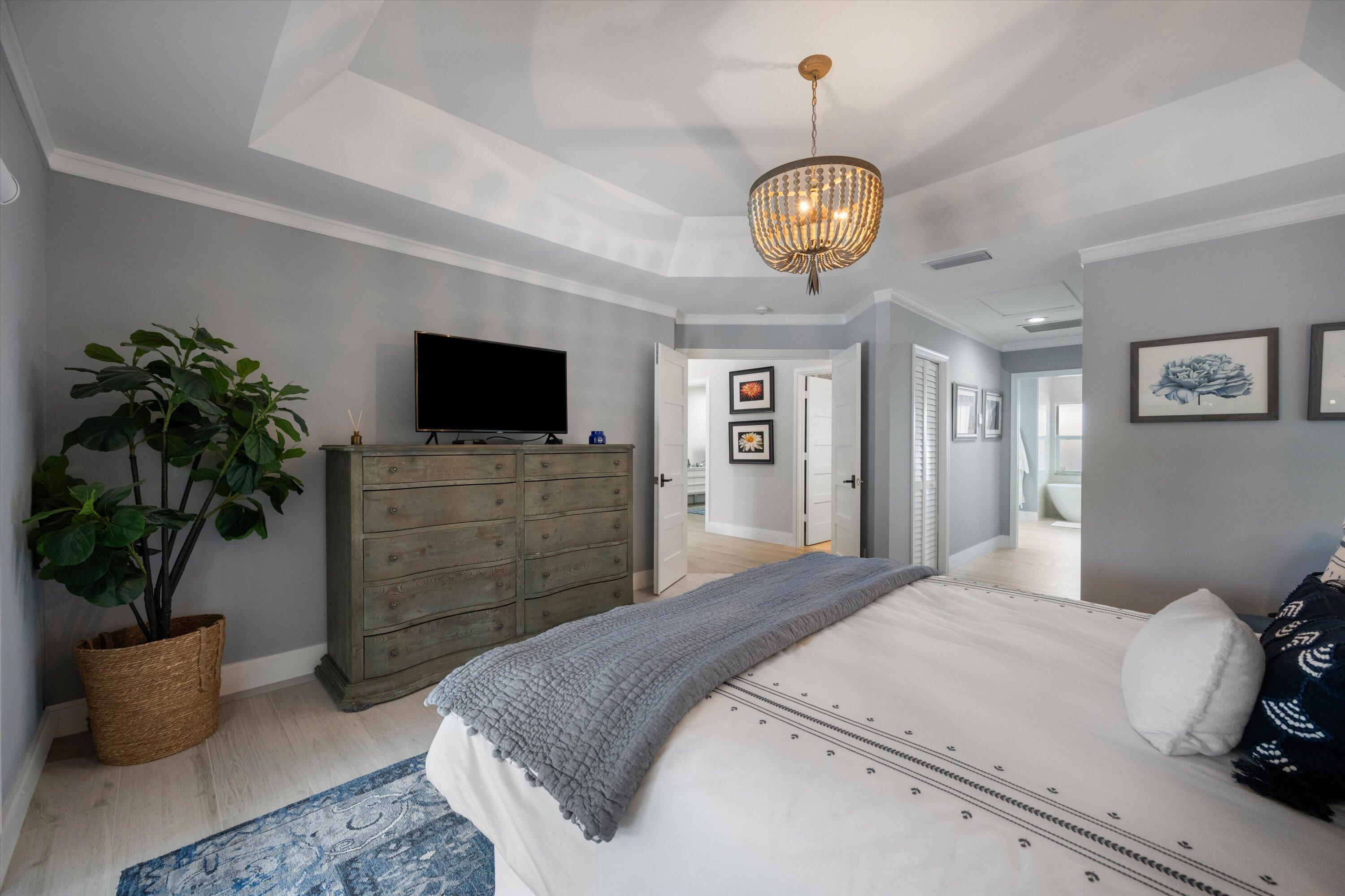 15495 Meadow Wood Drive